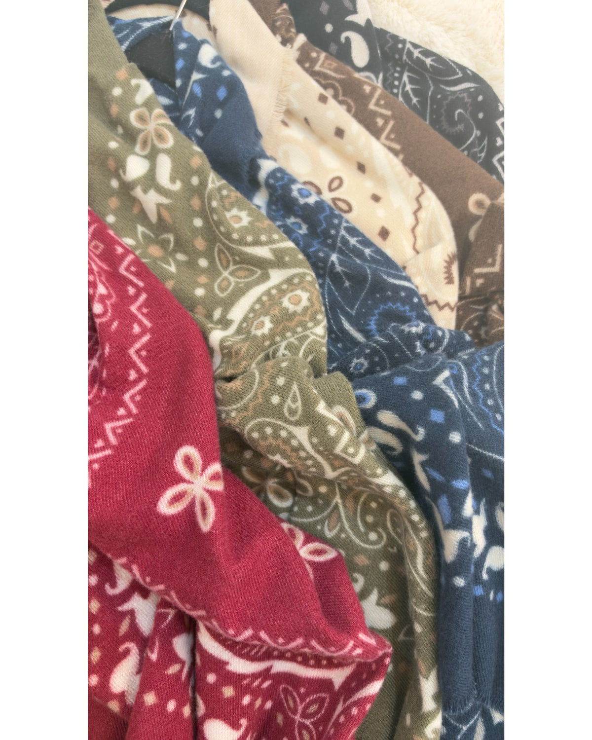 Rina Bandana Print Shawl