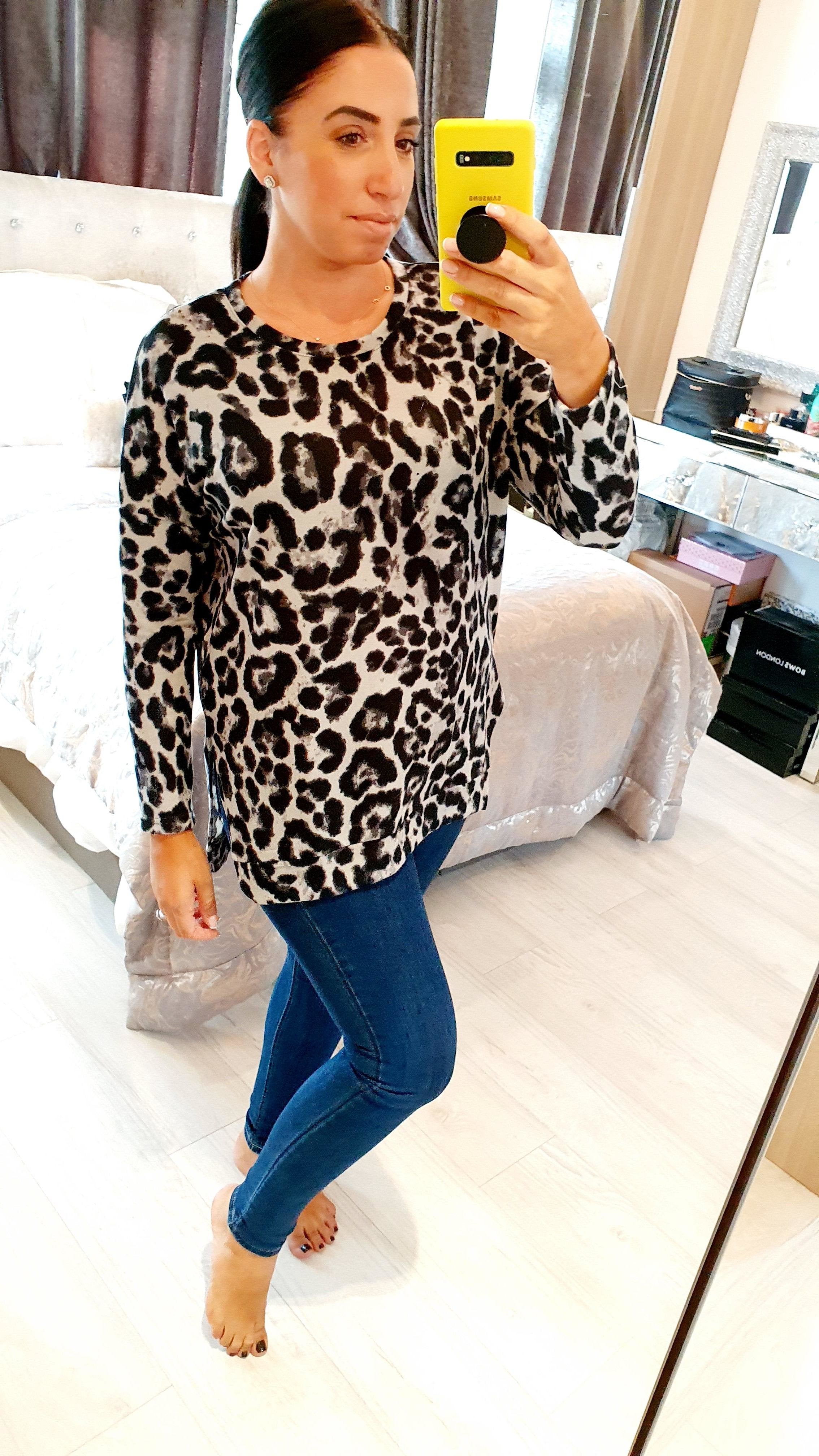 Janelle Leopard Print Dipped Hem Loose Fit Top