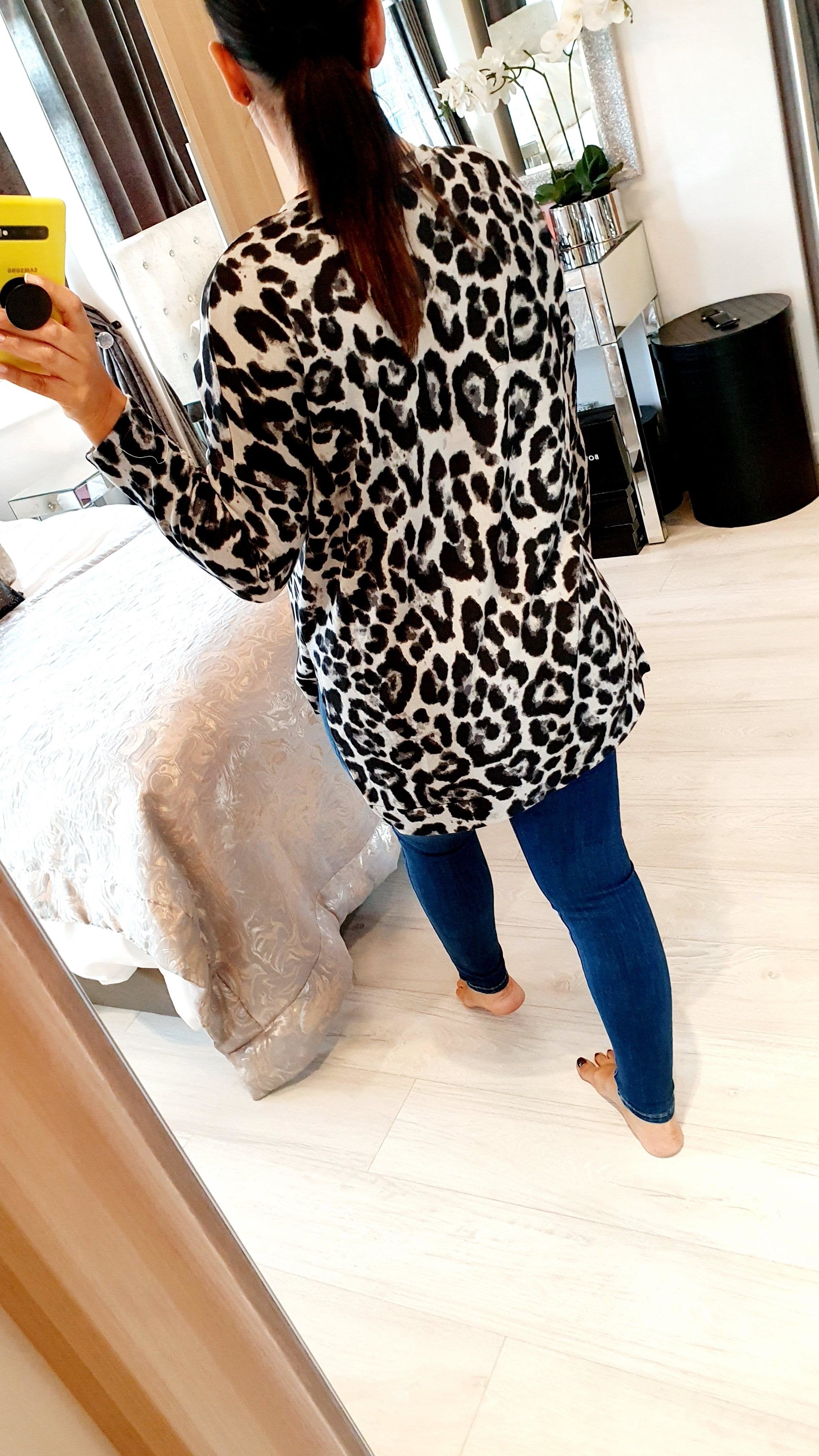 Janelle Leopard Print Dipped Hem Loose Fit Top
