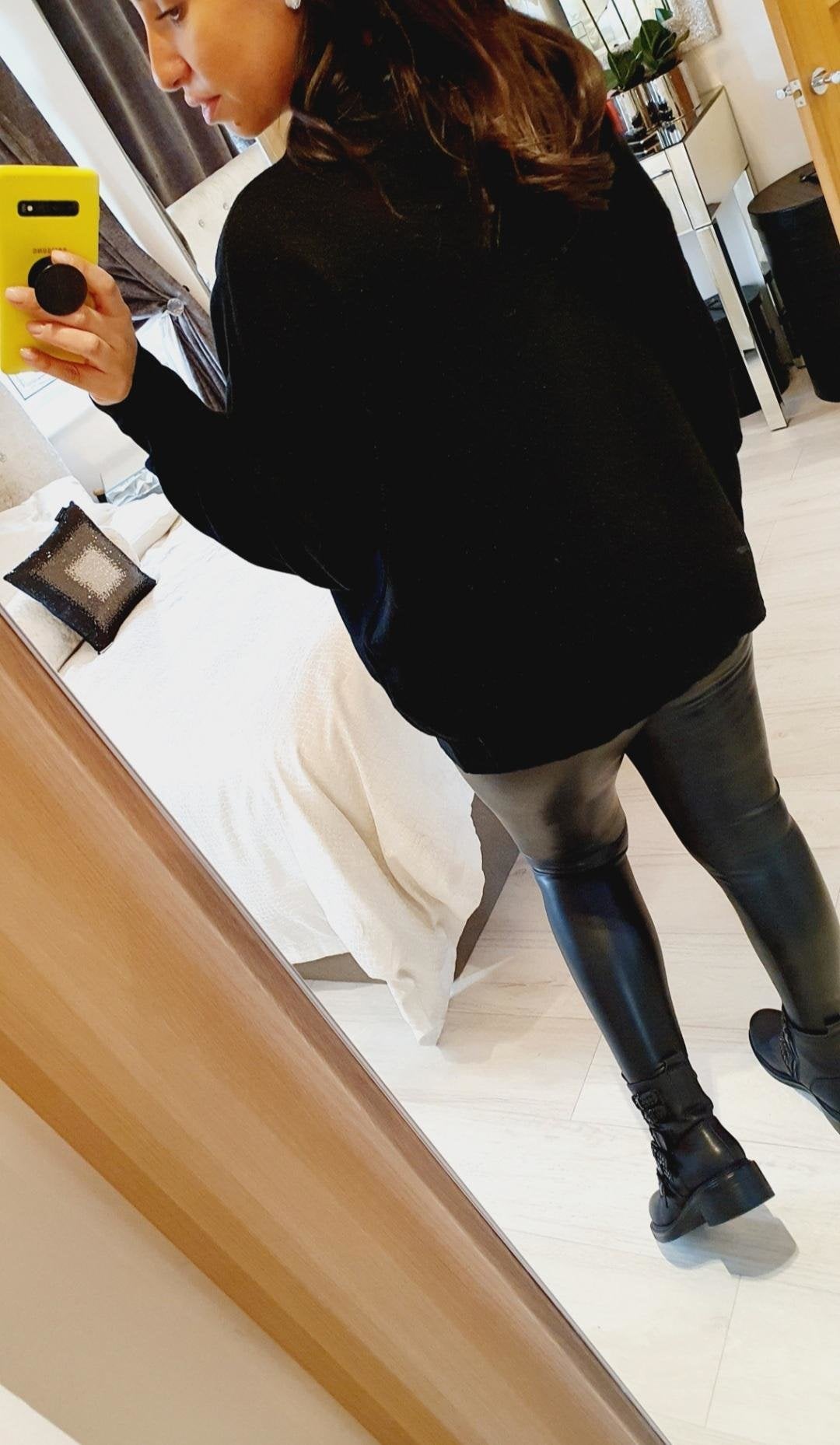 Sicily Oversized Studded Gold Lips Detailed Knit Jumper