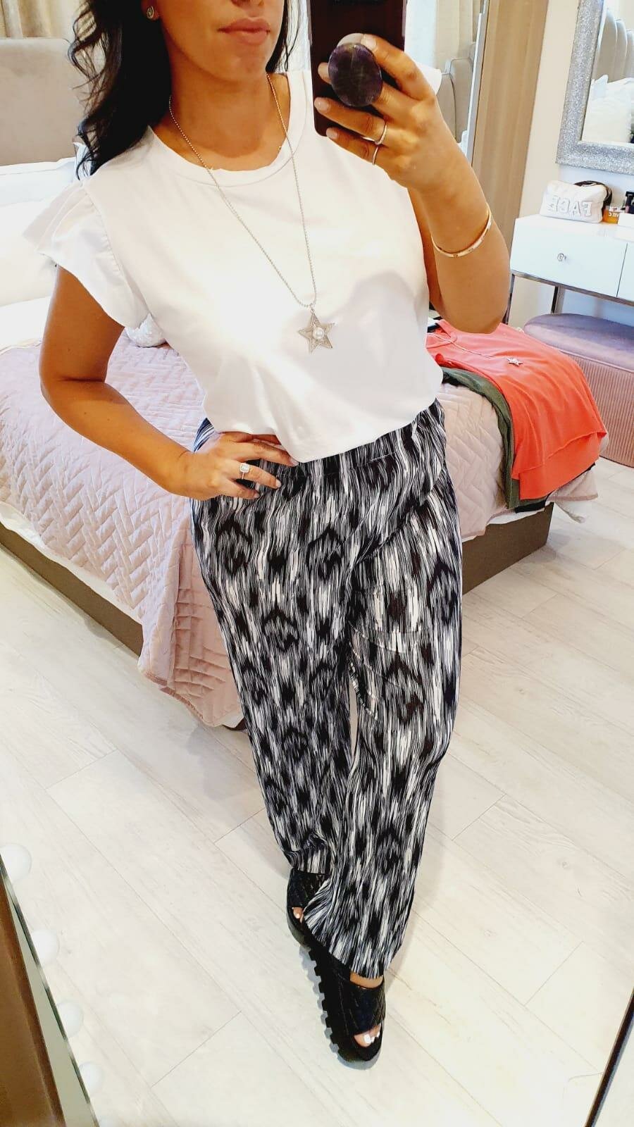 Dallas Pleated Monochrome Wide Leg Super Stretch Trousers