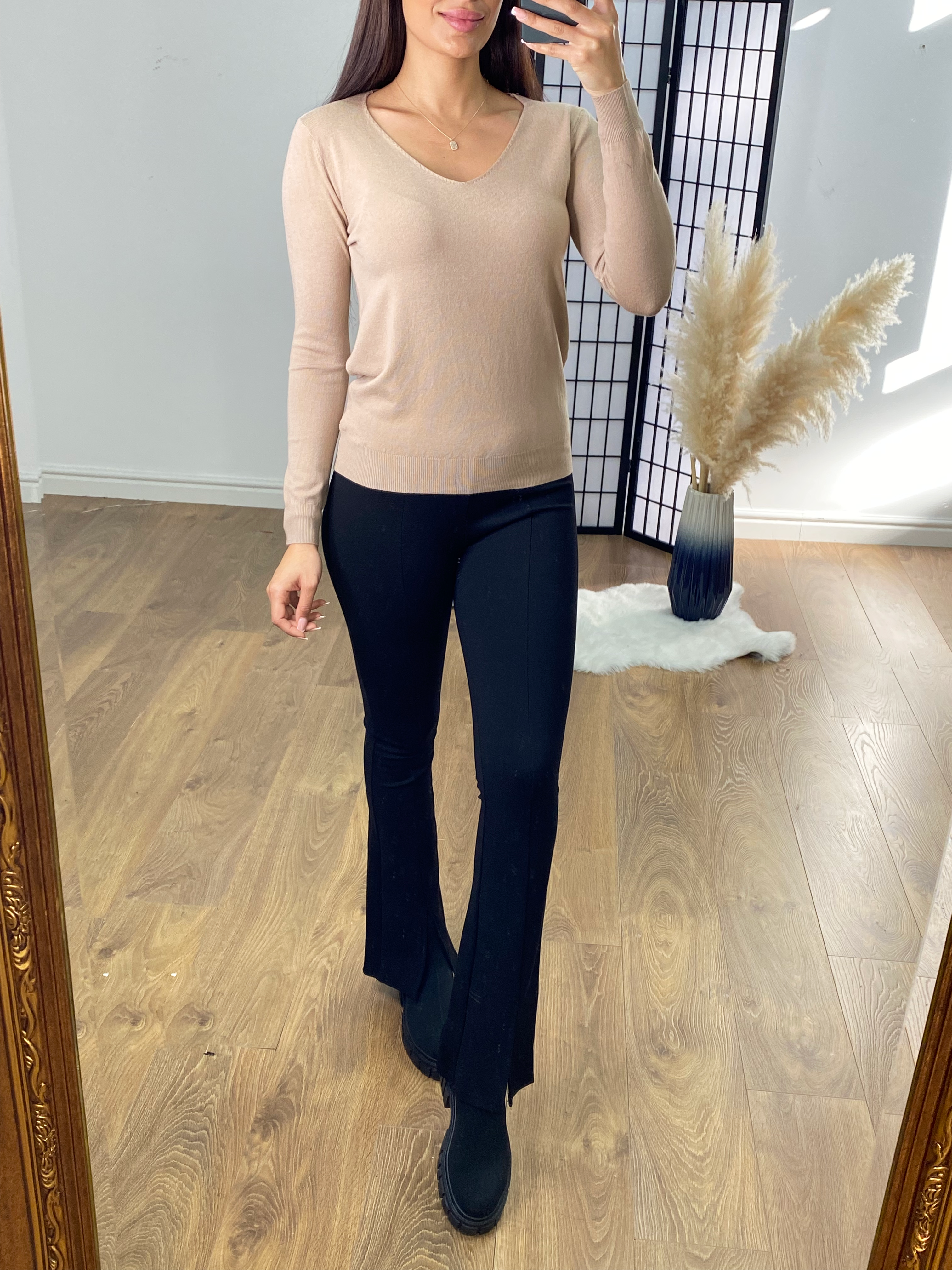 Adola Plain V Neck Fine Knit Jumper