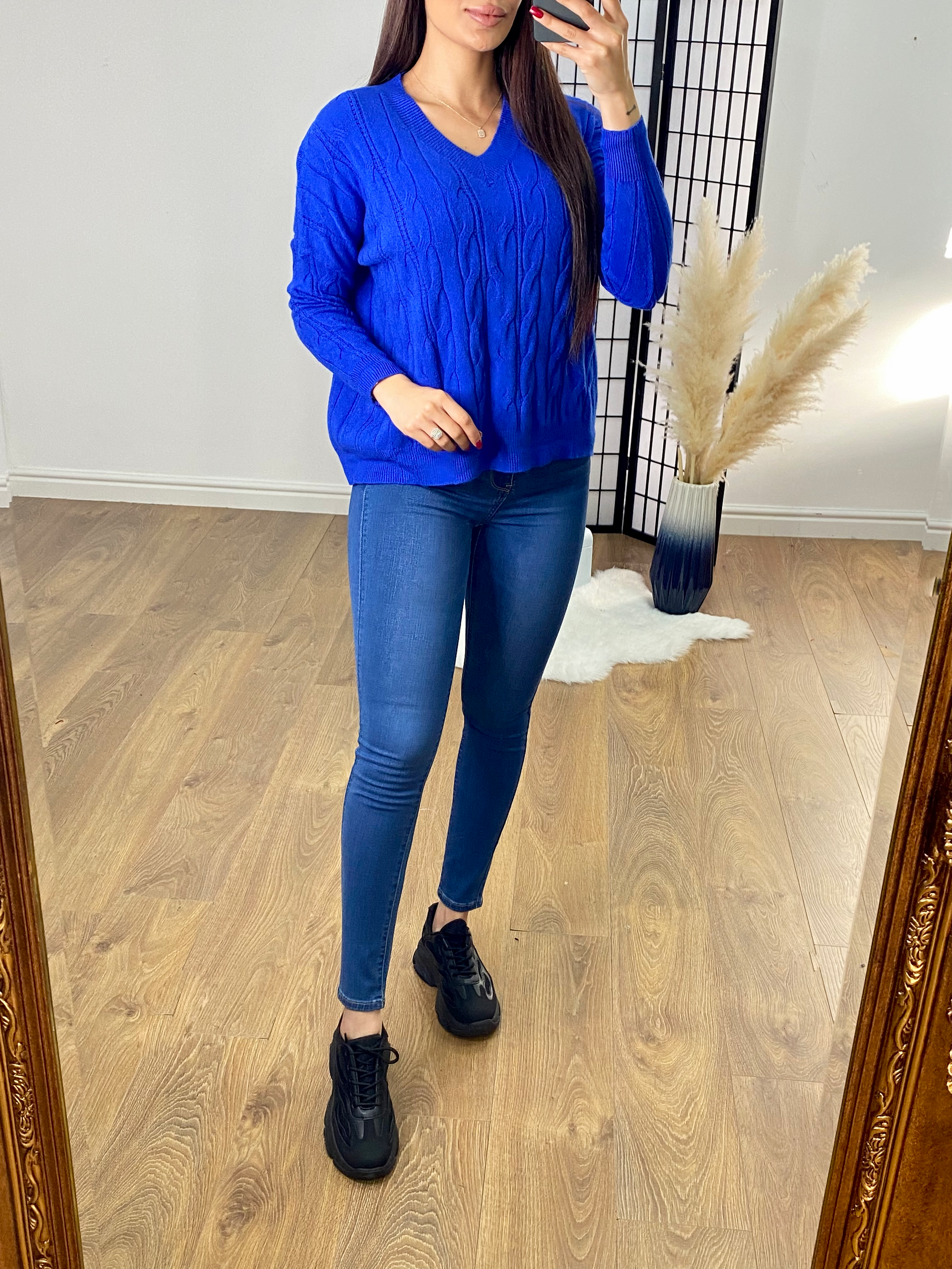 Mount Cable Knit V Neck Jumper