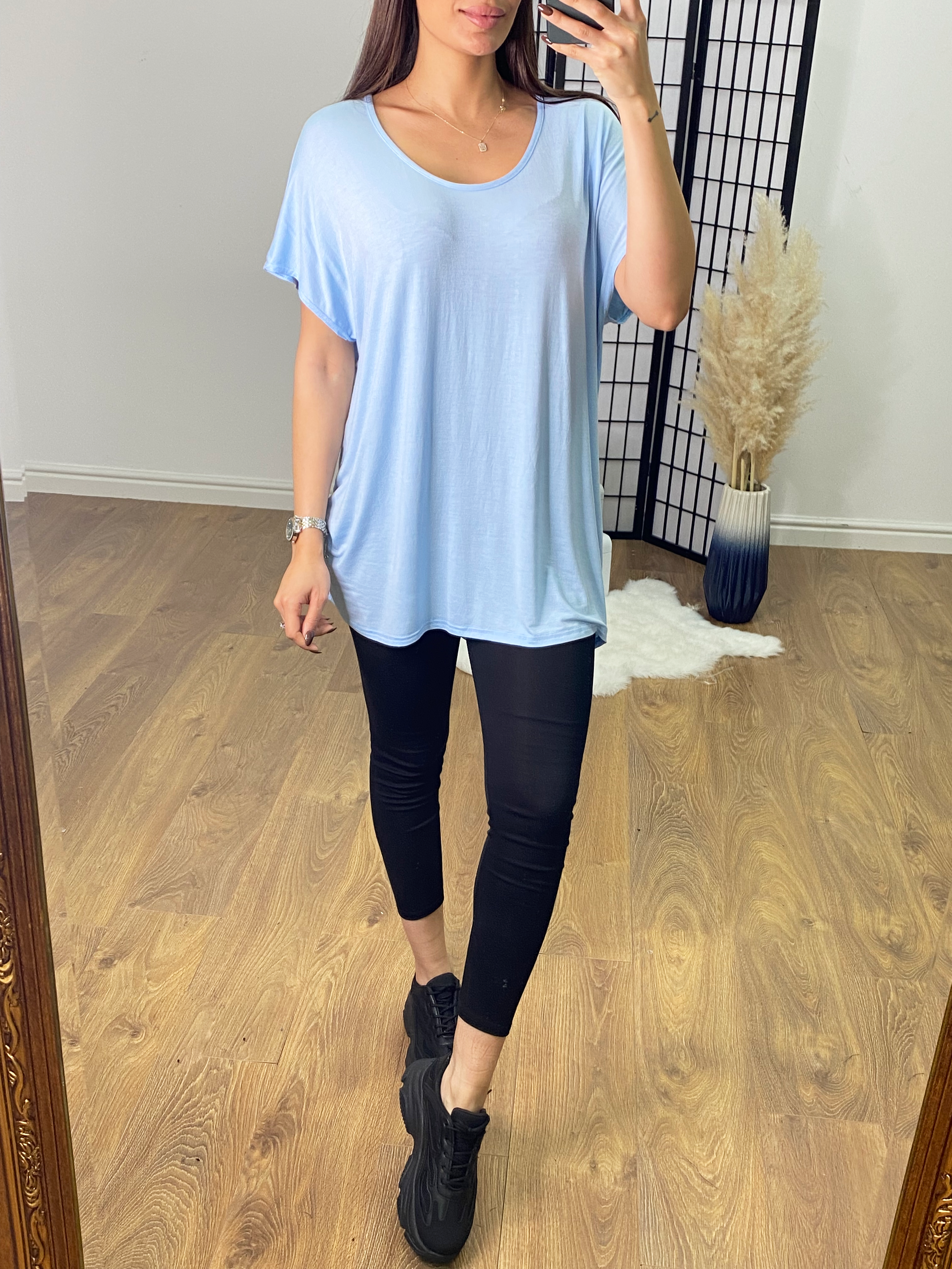 Lambert Scoop Neck Dip Hem Longline T-shirt