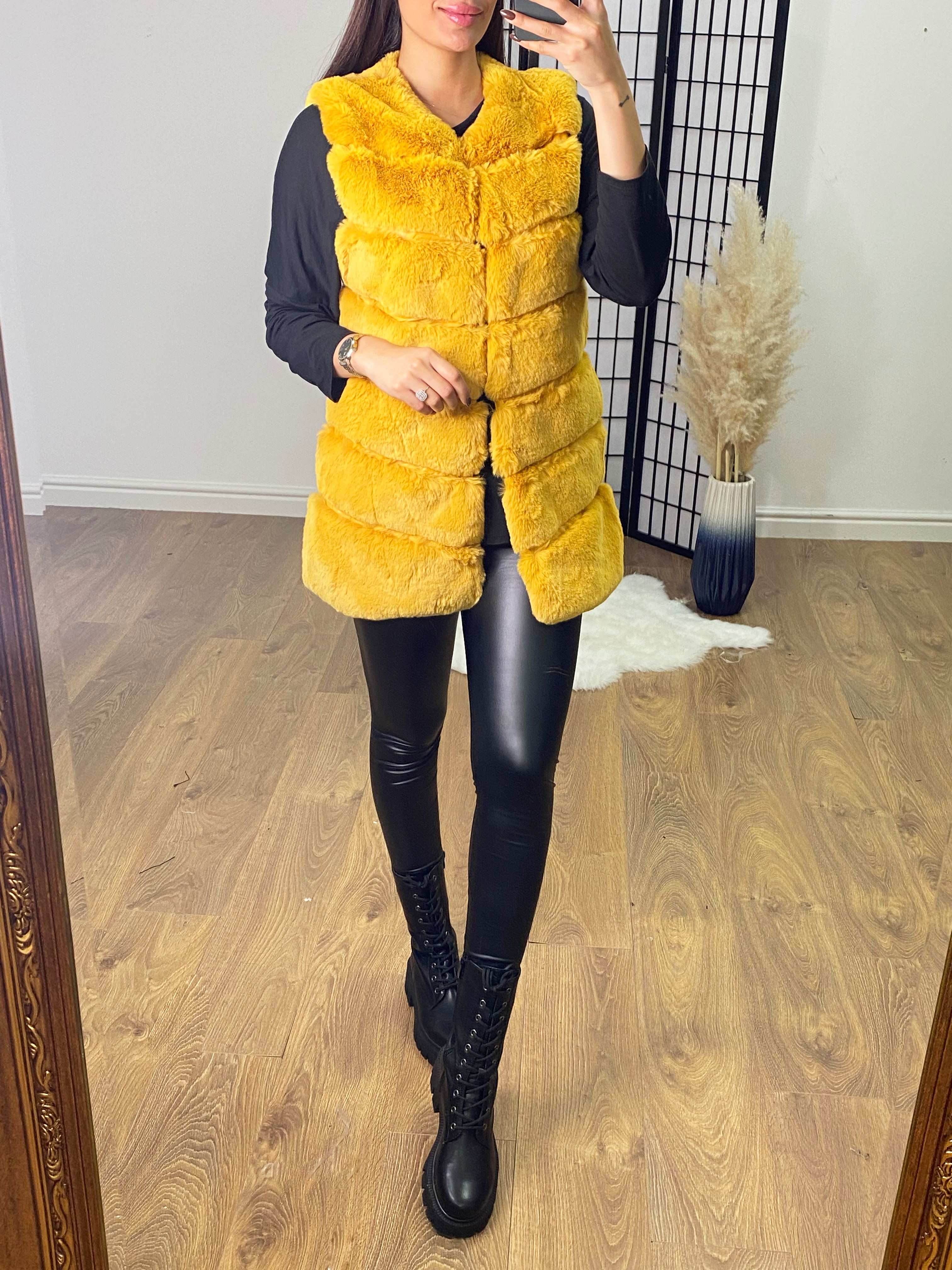 Paradise Faux Fur Super Soft Gilet