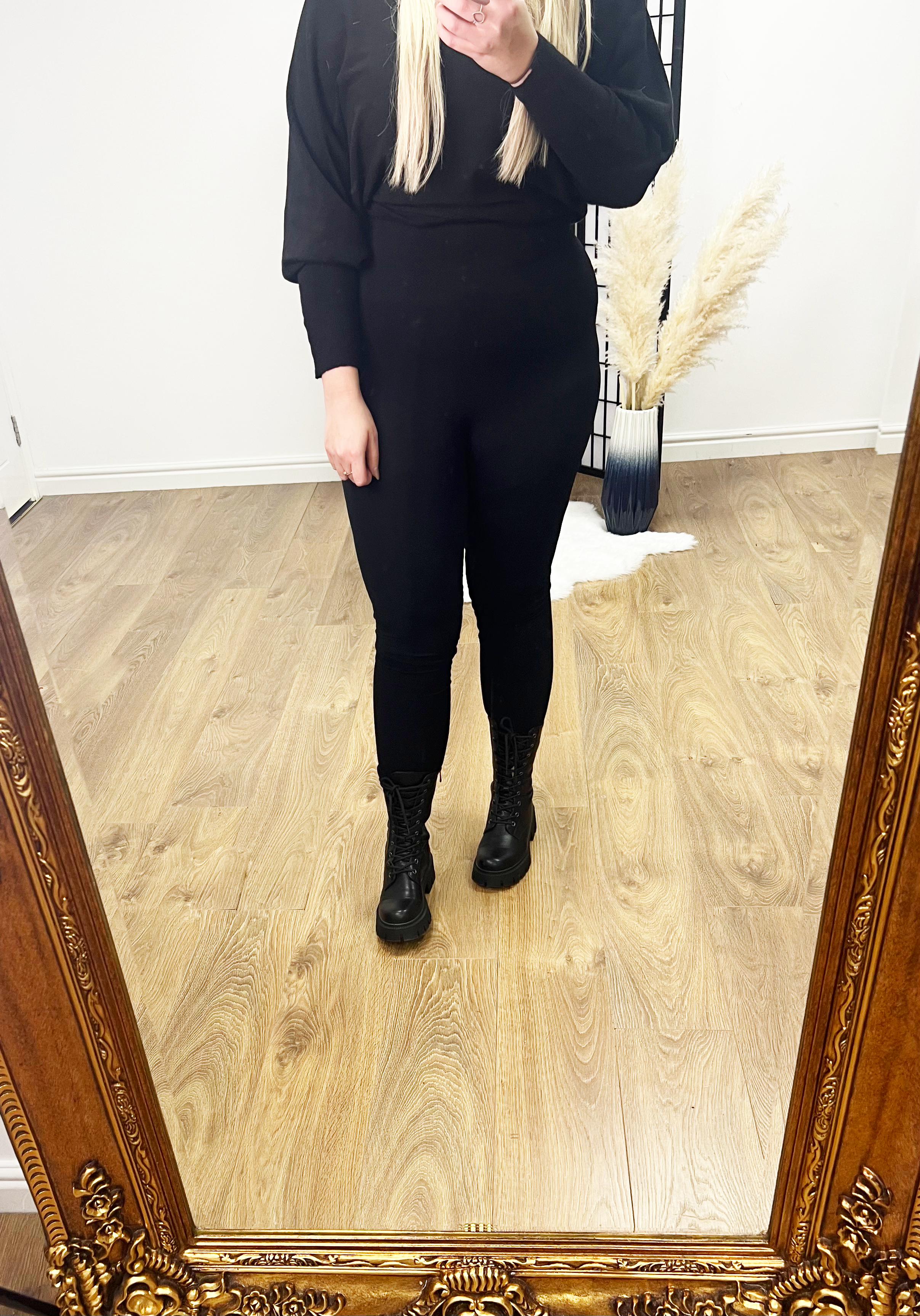 Selena Black Curve Textured Waist Leggings