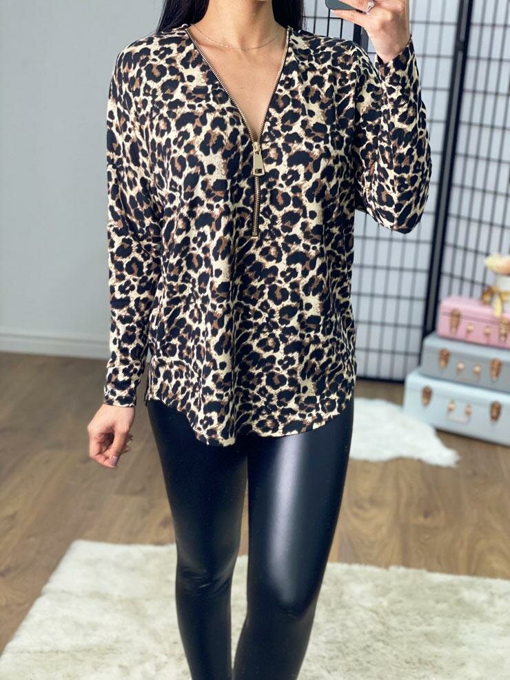 Delina Leopard Print Zip Detailed Batwing Top
