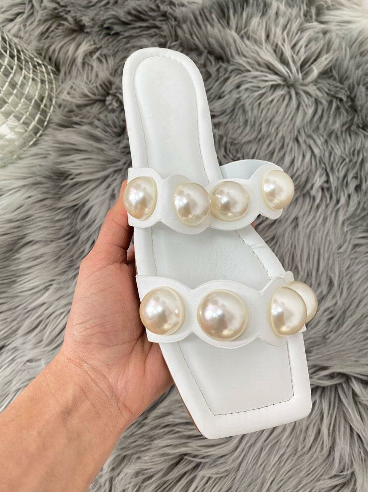 Yulando Chunky Pearl Faux Leather Sandals