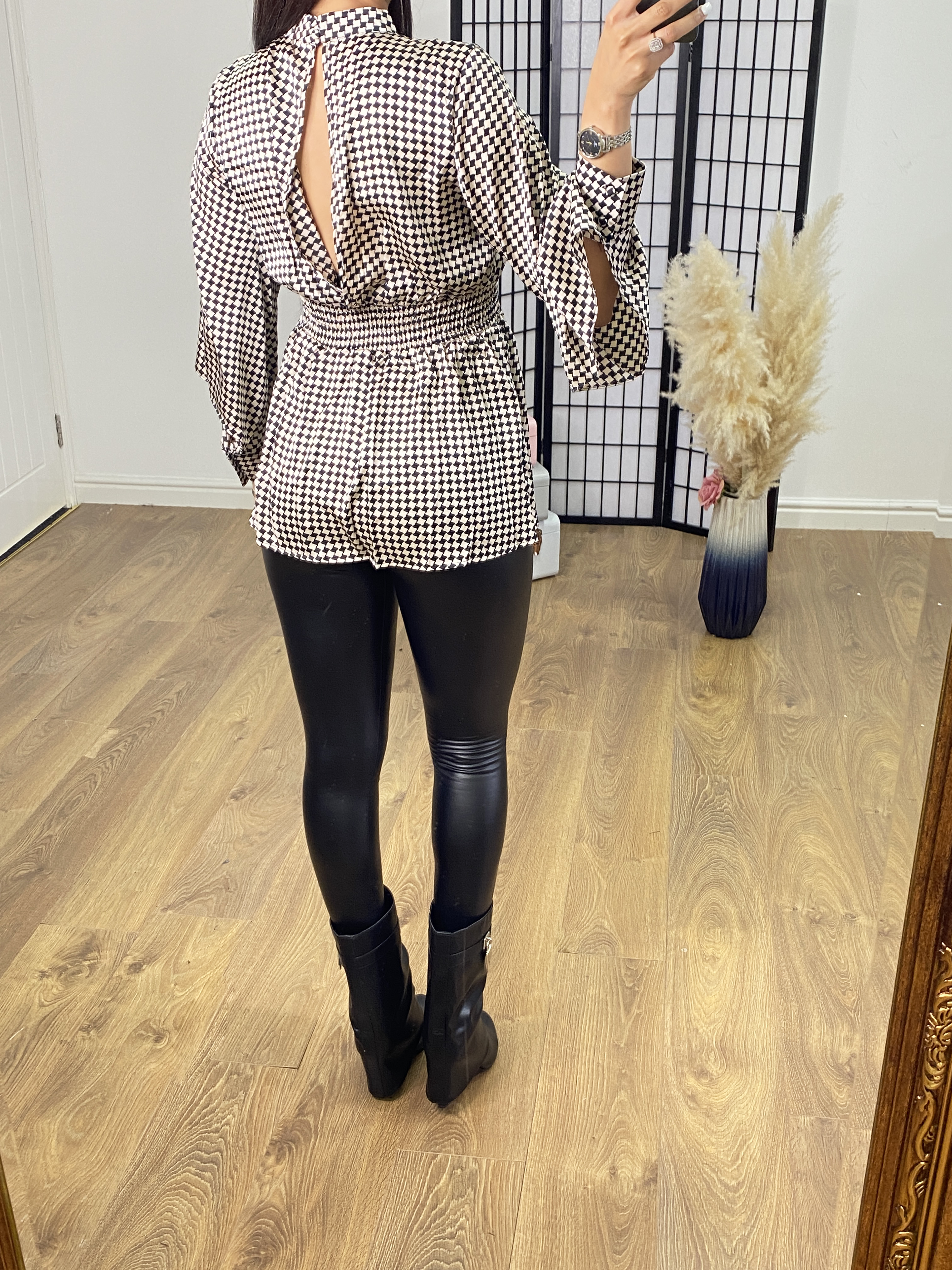 Halo Checkerboard Print Split Sleeve Blouse