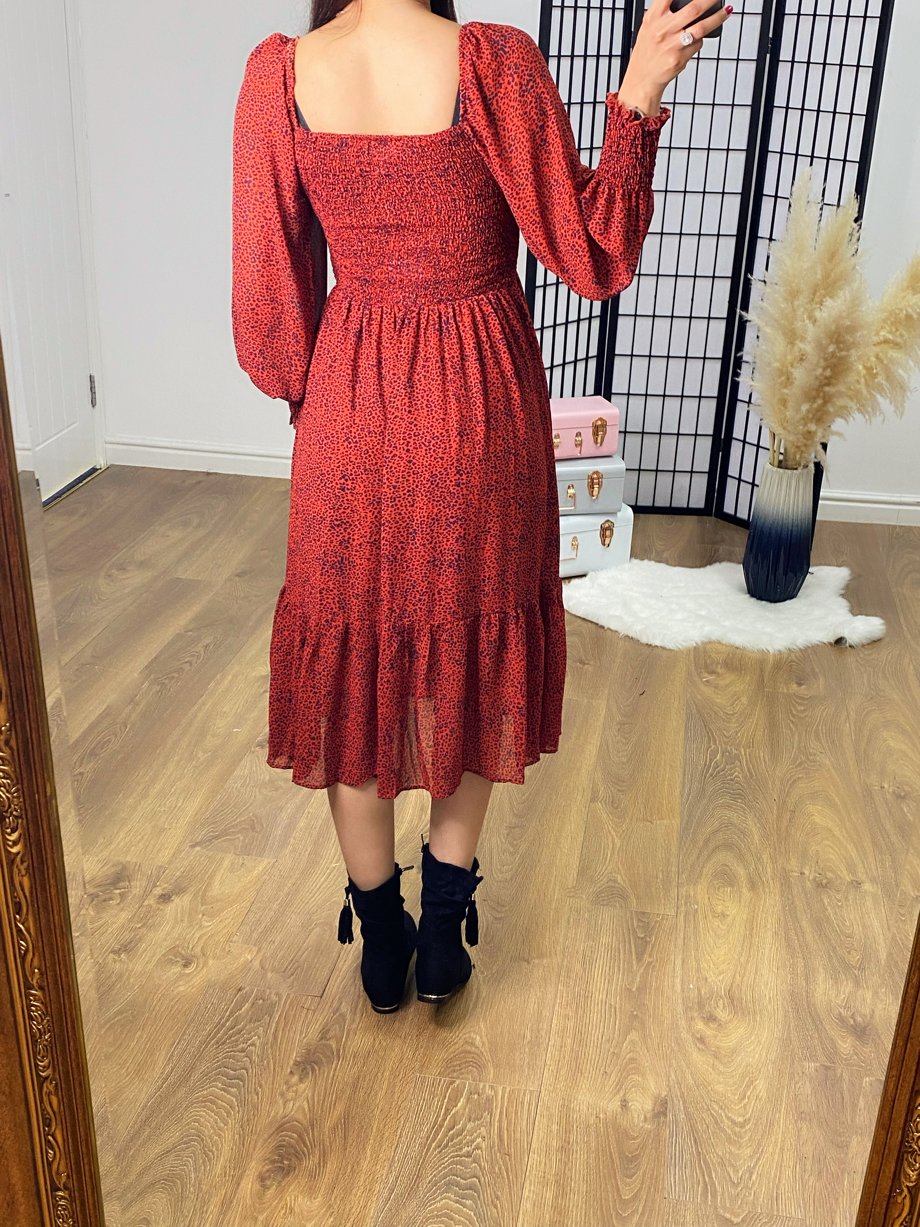 Muswell Elasticated Bust Leopard Print Smock Dress