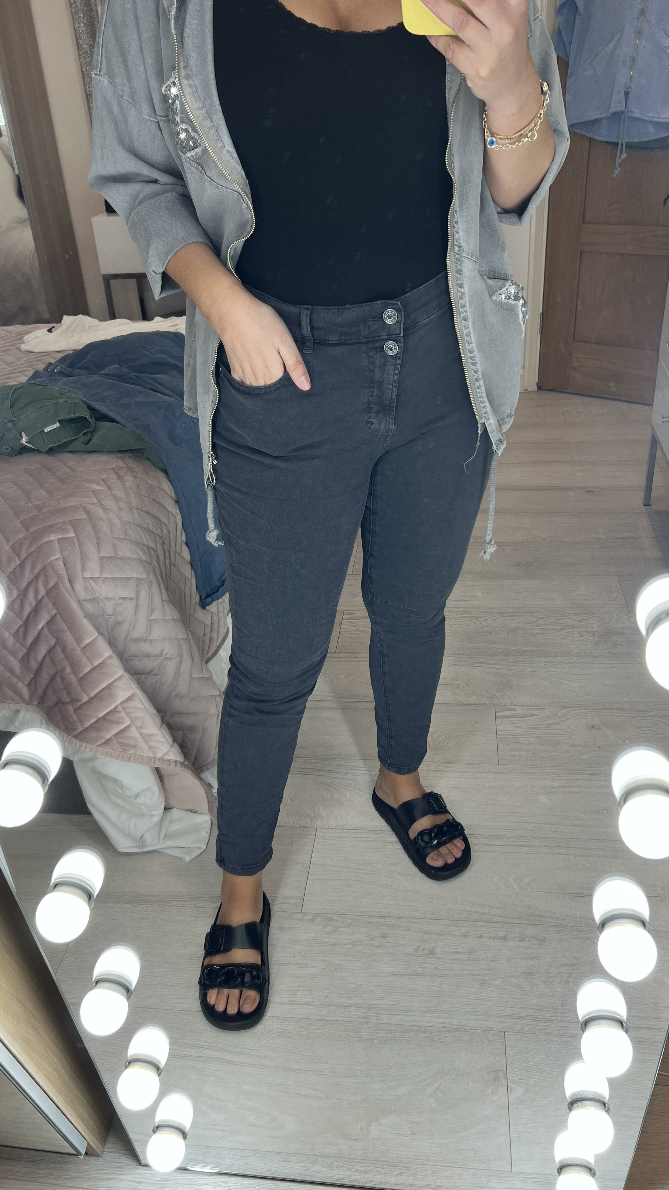 King Double Button Straight Leg Jeans