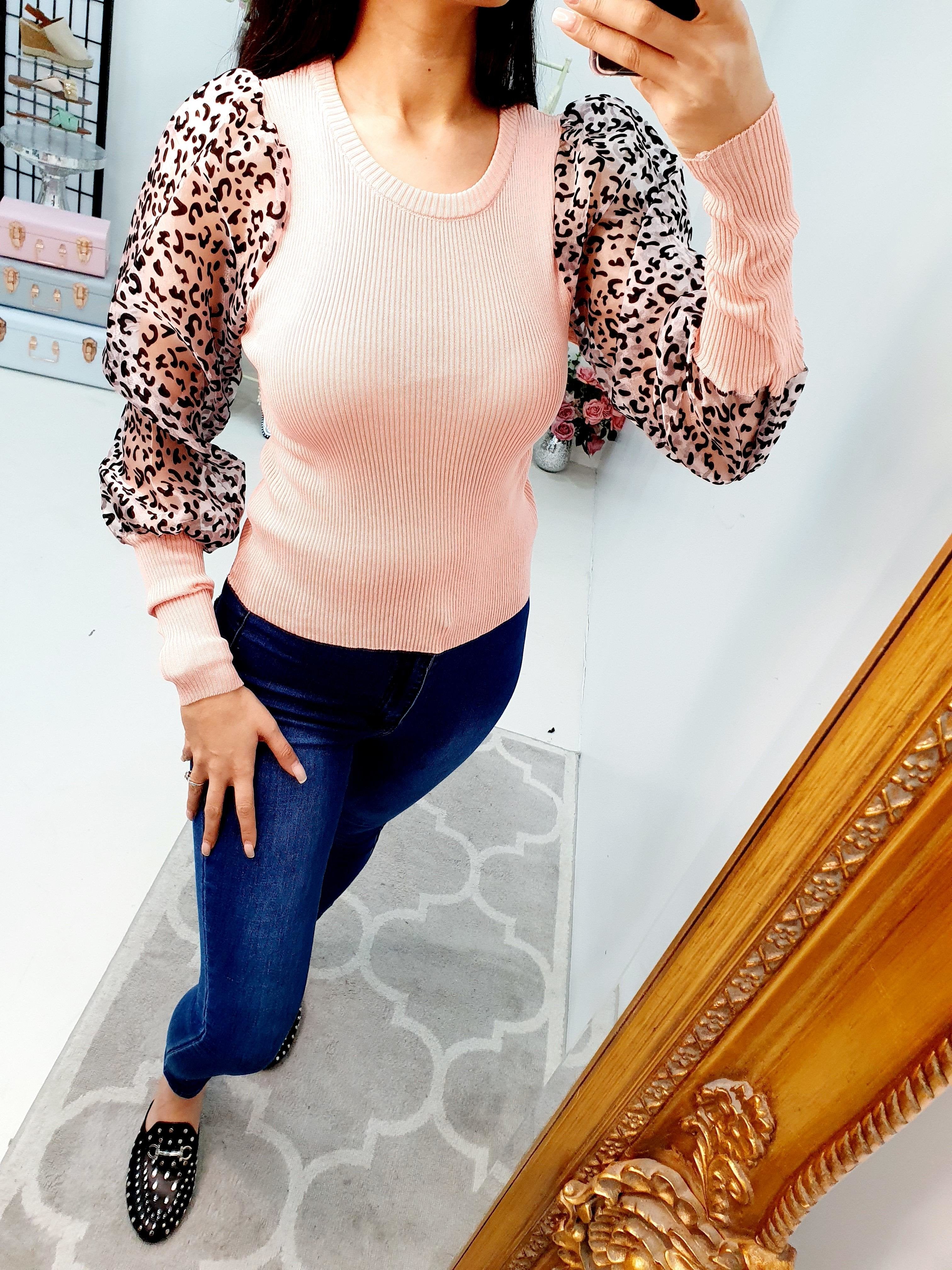 Kris Leopard Print Puff Sleeve Ribbed Knit Jumper