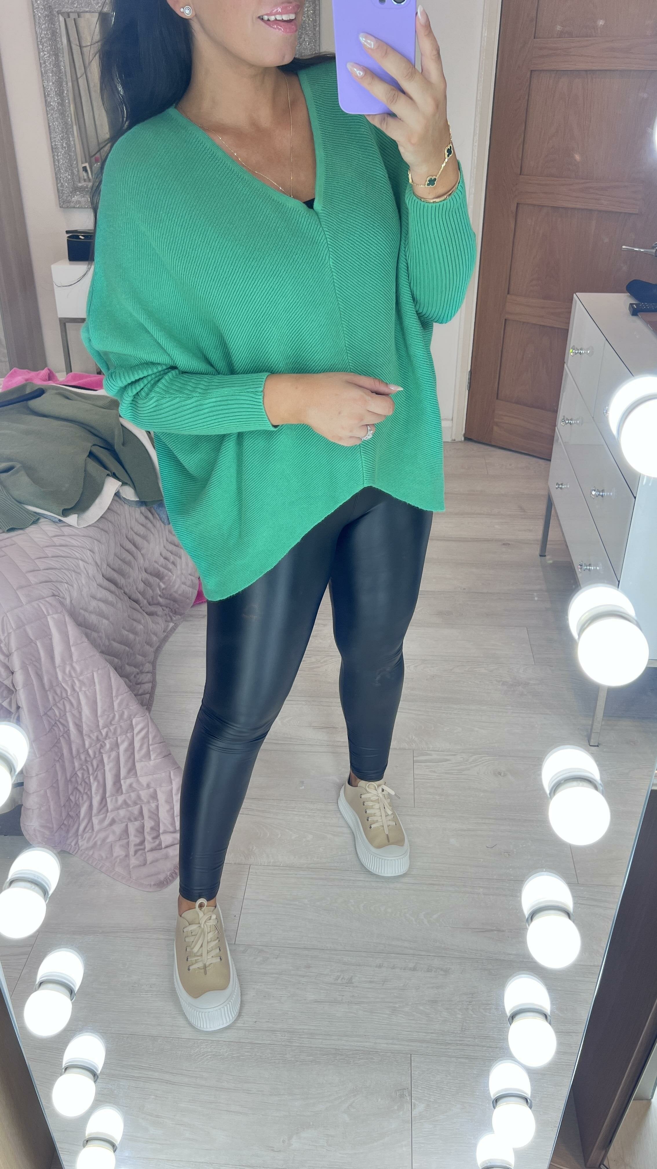 Larysse Ribbed V Neck Batwing Jumper