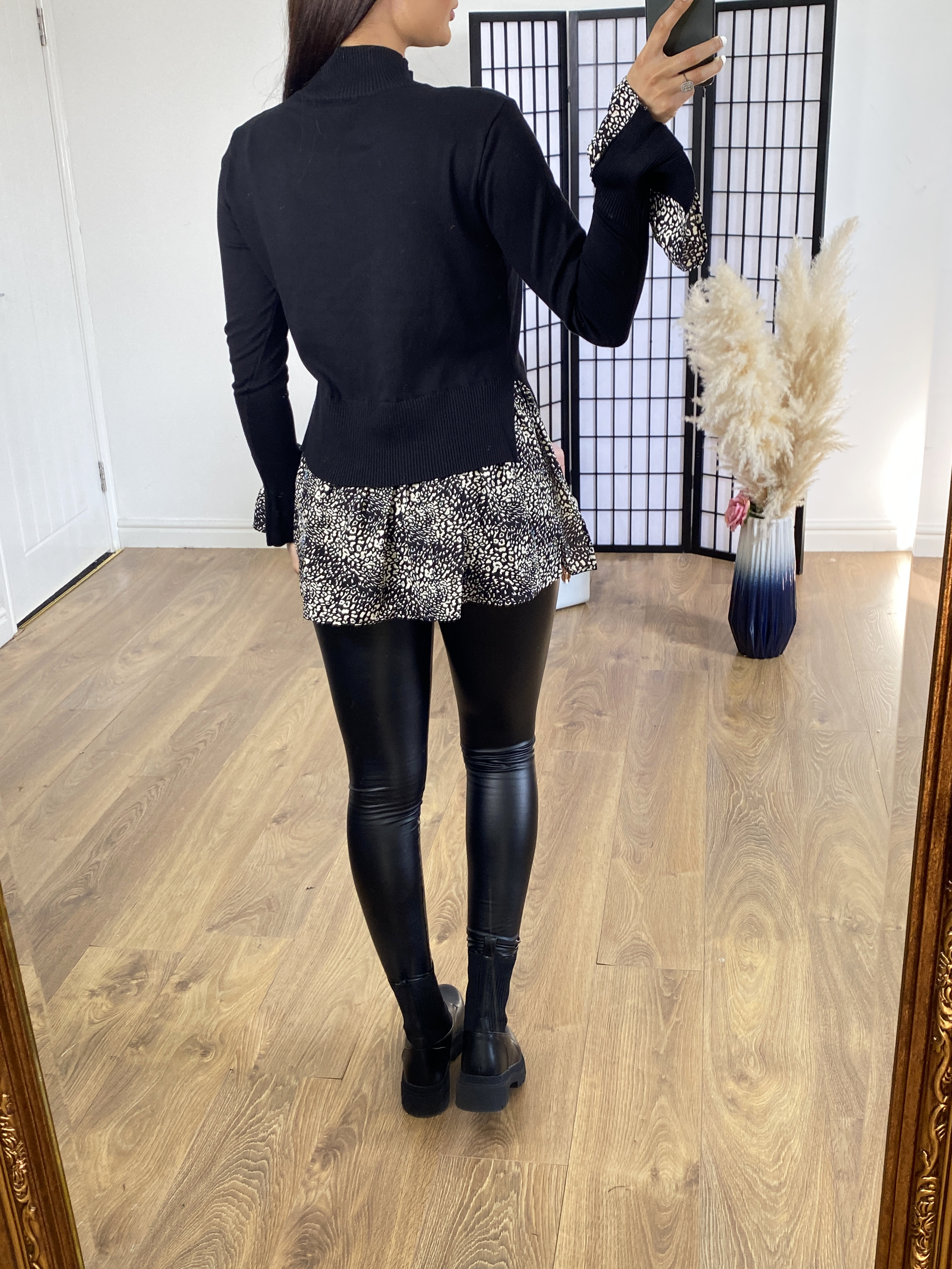 Latte 2 in 1 Cheetah Print Hem Fitted Stretch Knit