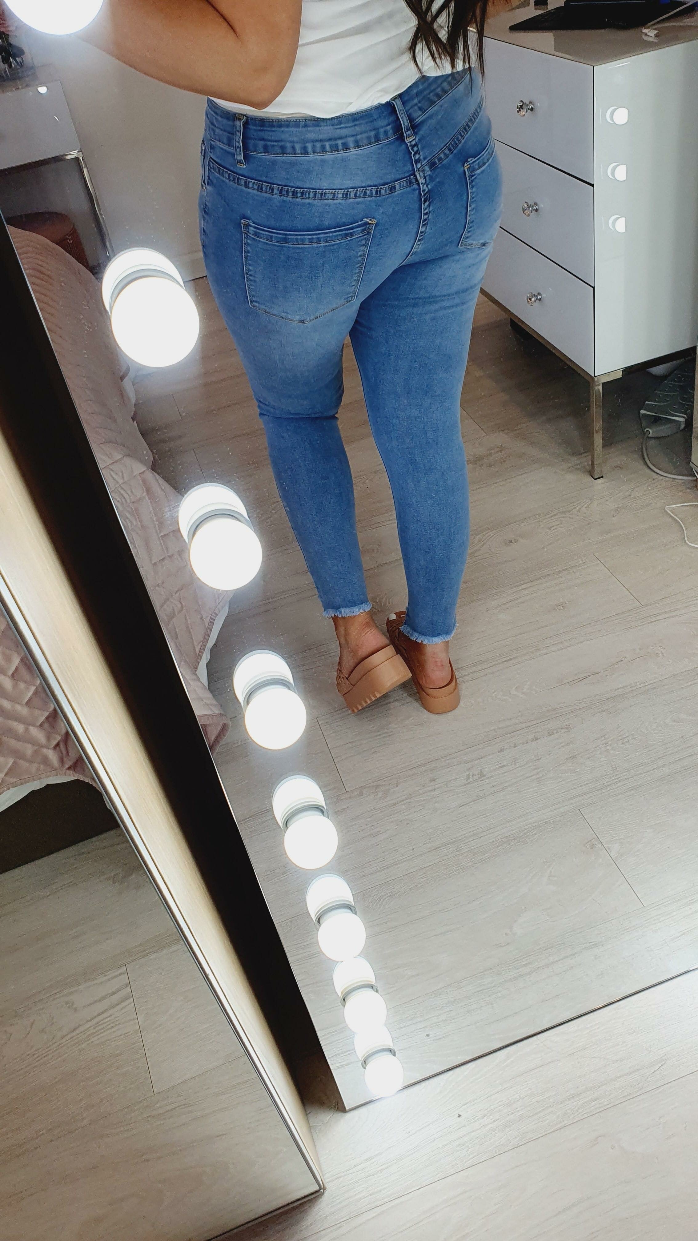 Lilian Pearl Diamante Detailed Ripped Skinny Jeans