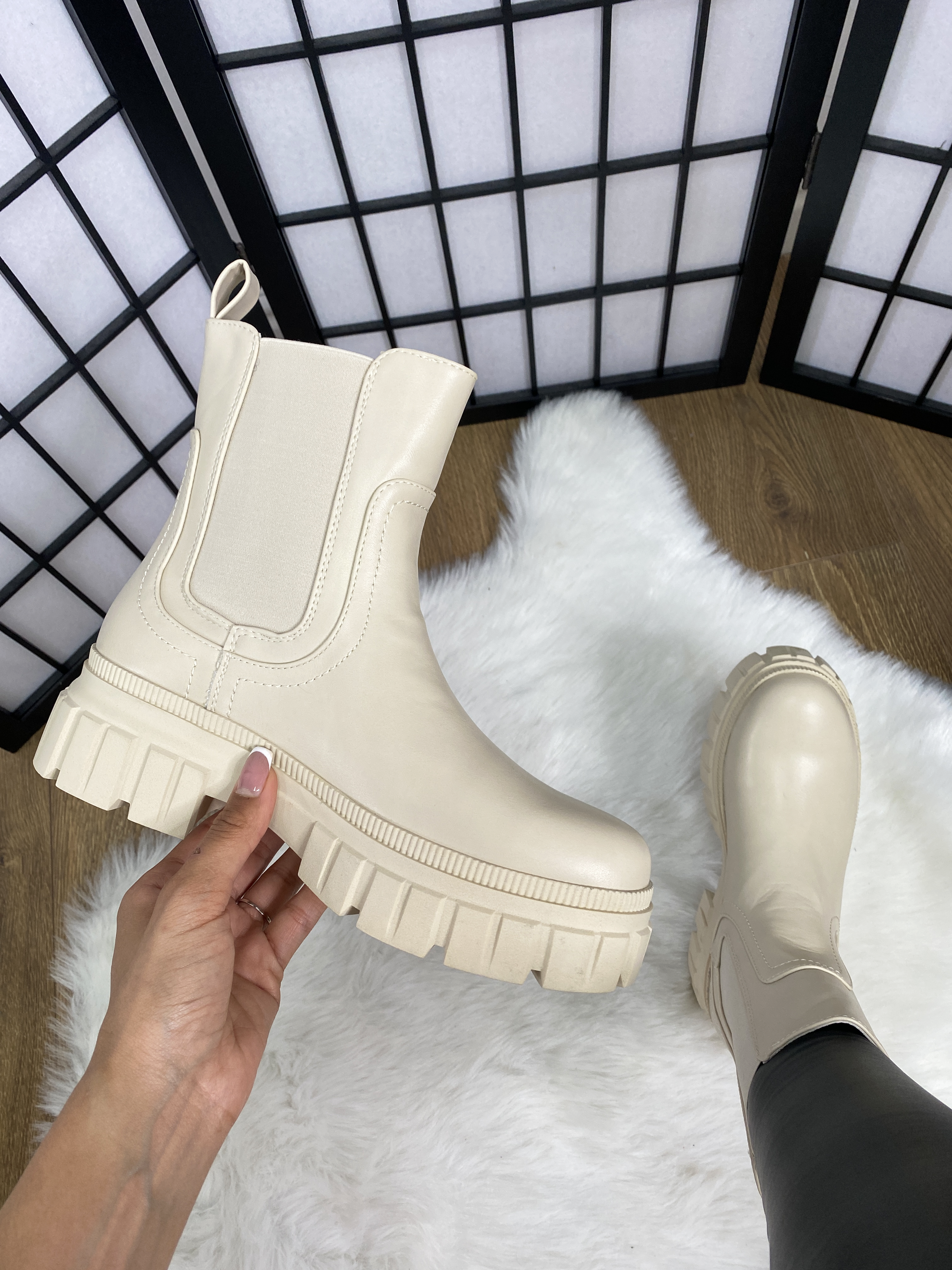 Linden Rubber Chunky Sole Ankle Boots