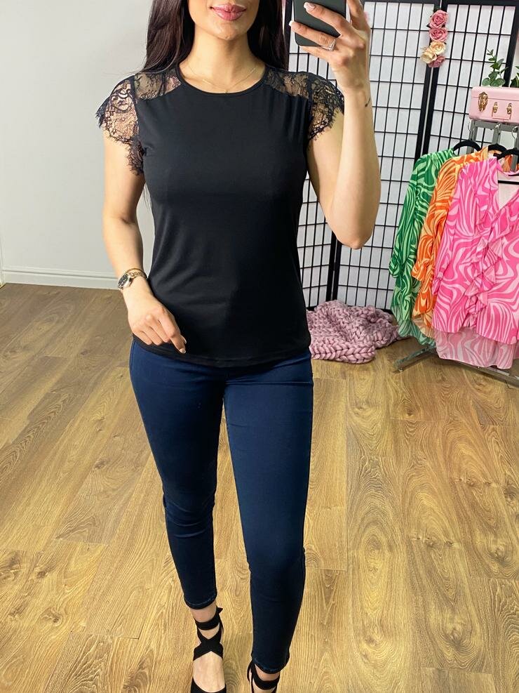 Paris Lace Sleeve Top