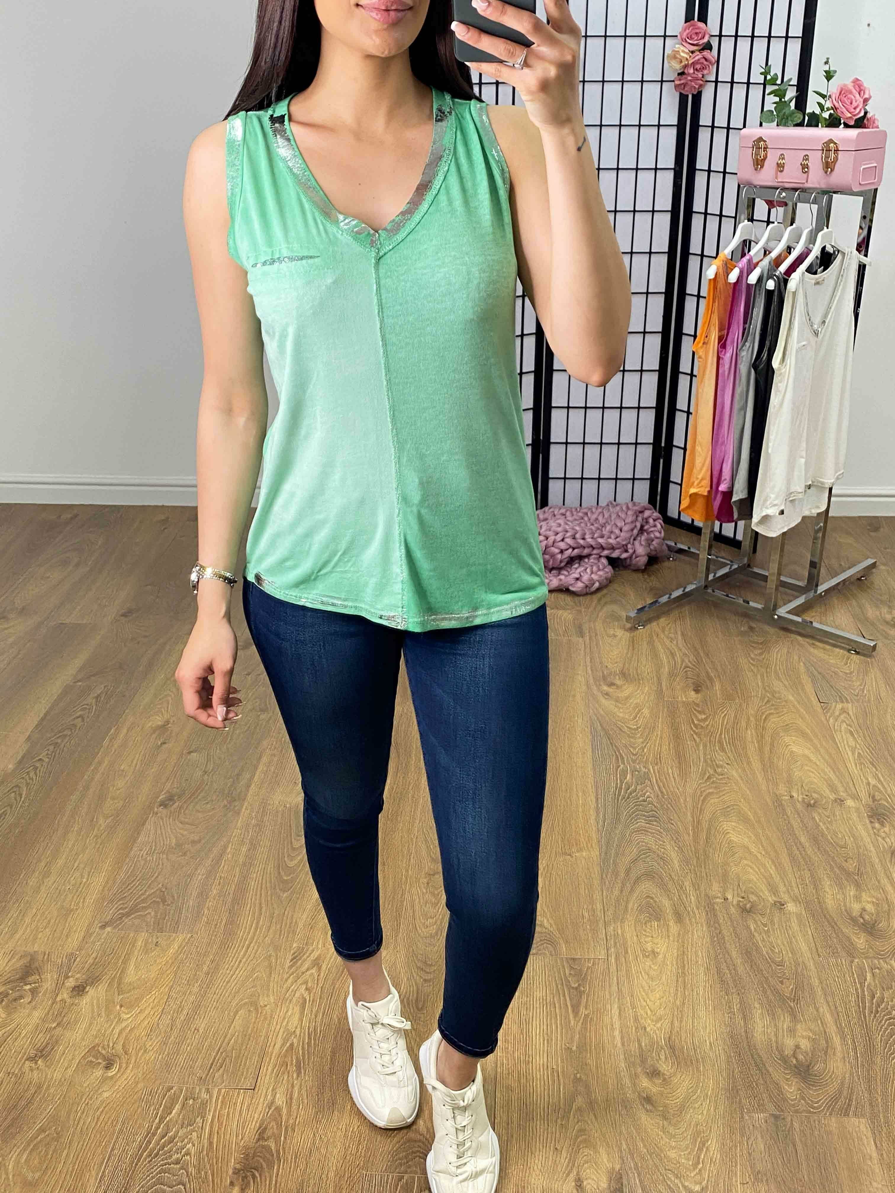 Perilla Metallic Detail Dip Hem Vest Top