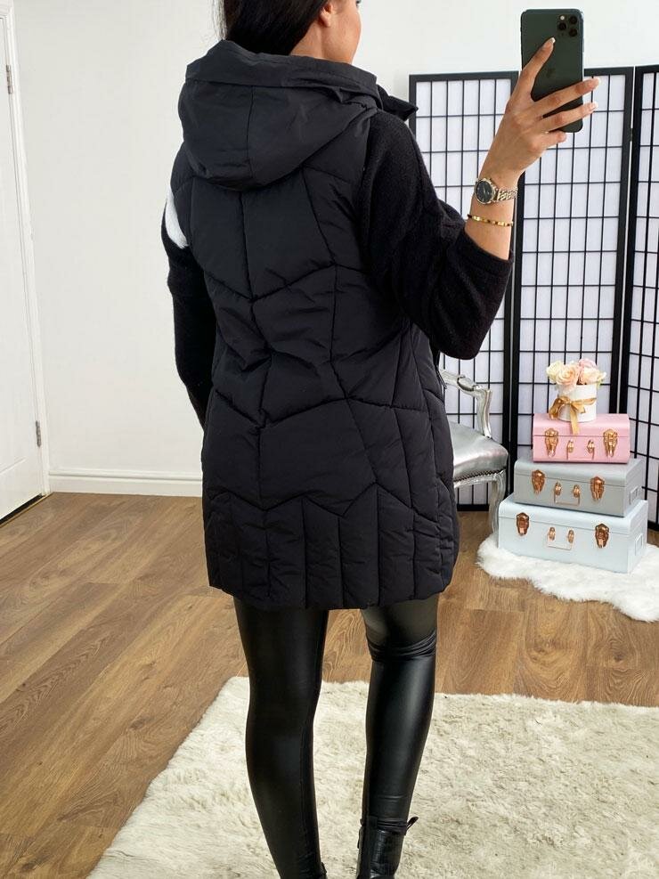 Perley Padded Black Light Weight Hooded Gilet