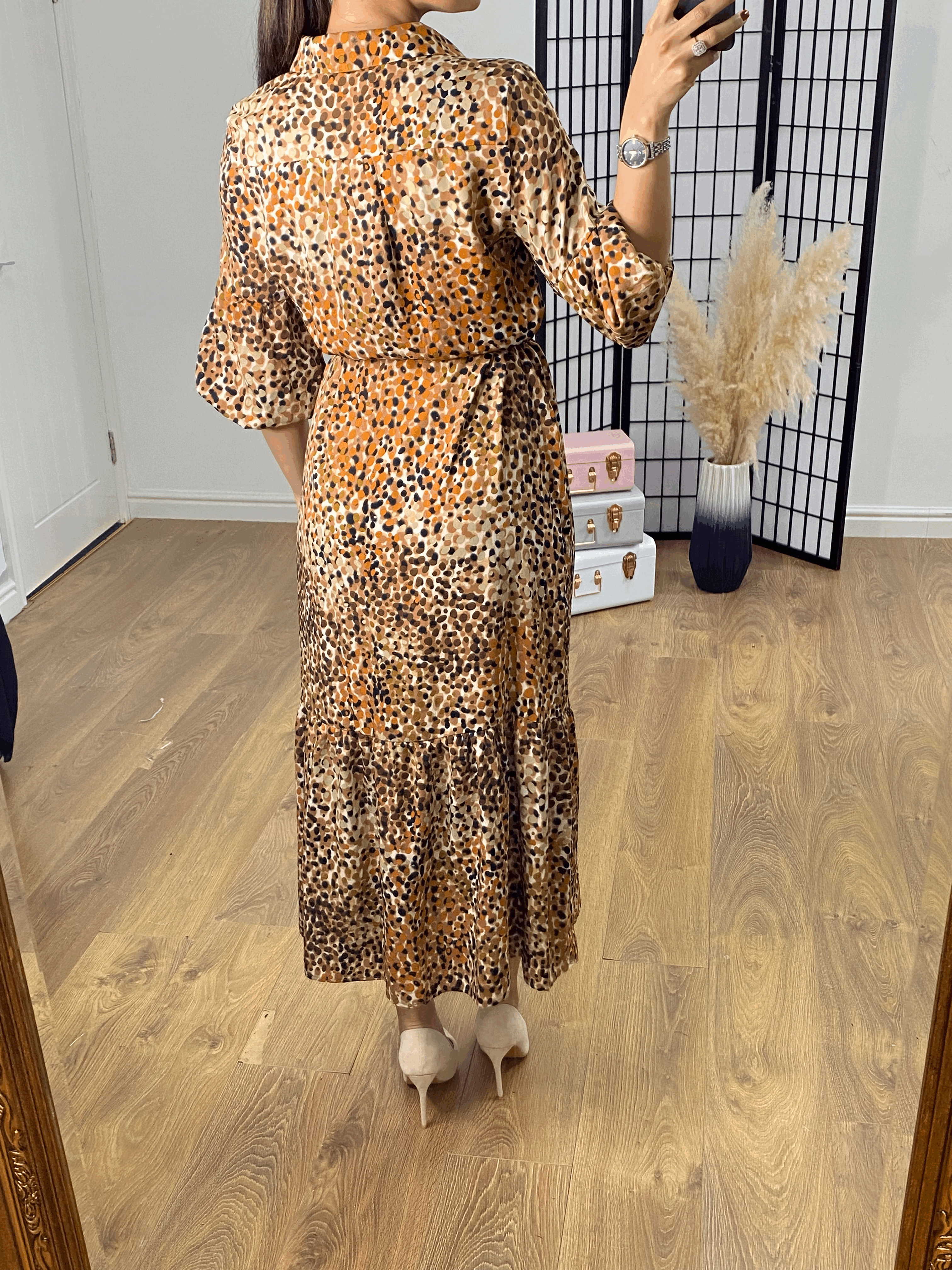 Knight Graphic Print Balloon Sleeve Maxi Dress