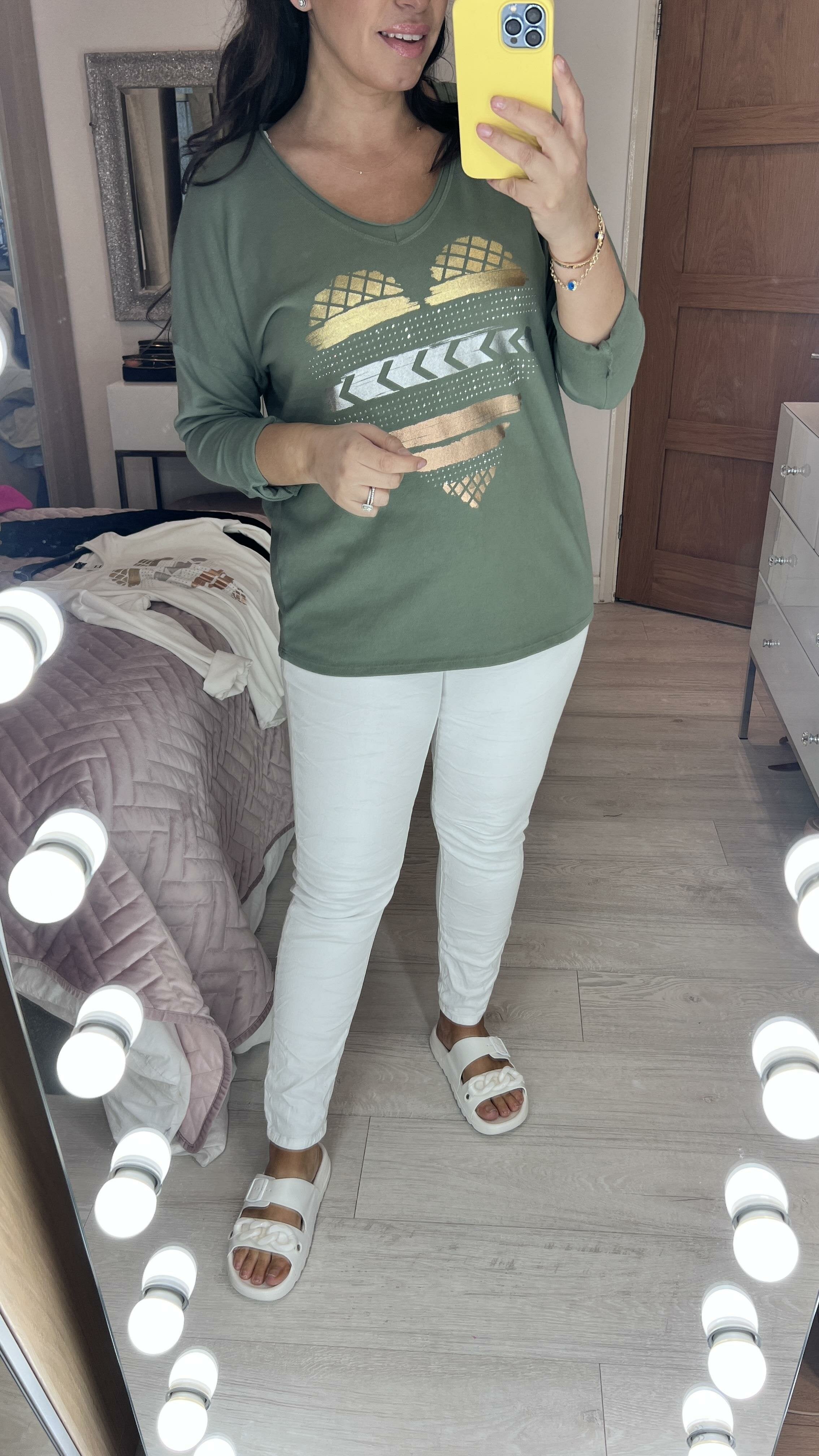 Tova Metallic Stencil Diamante Panel Heart Sweatshirt