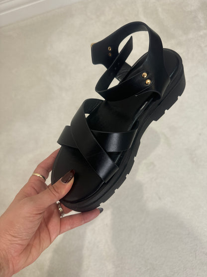 Kelly Cross Straps Platform Sandals