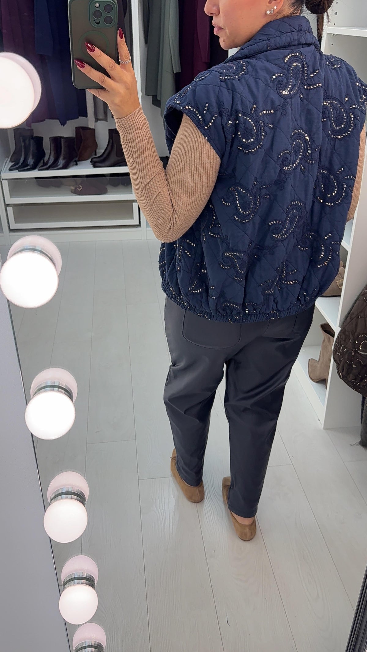 Ramina Embellished Paisley Print Lightweight Gilet