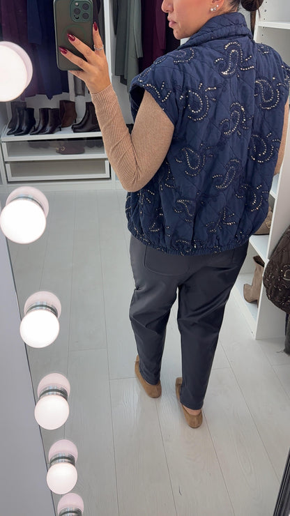 Ramina Embellished Paisley Print Lightweight Gilet