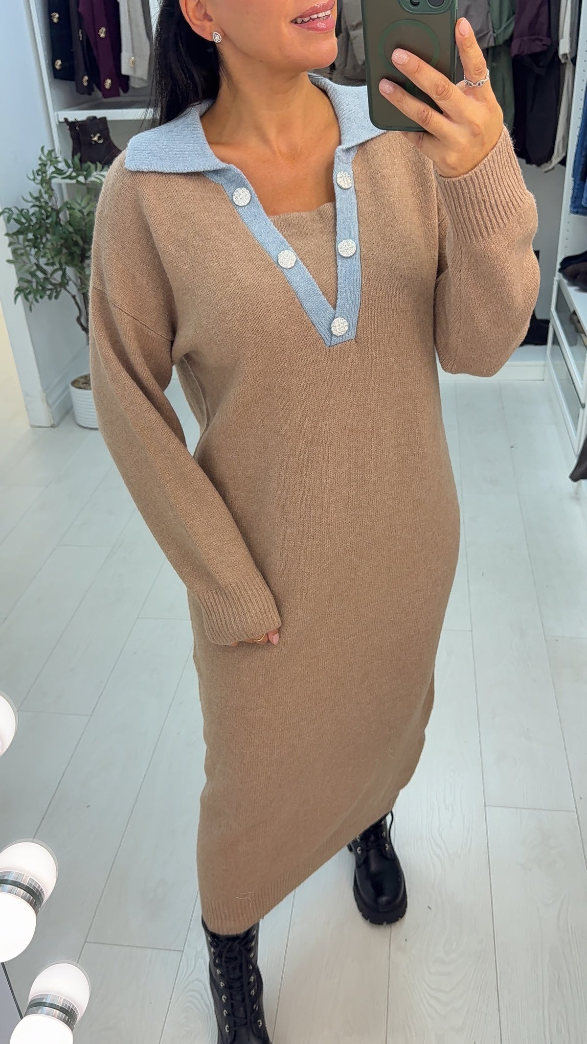 Evanna V Neck Knit Maxi Dress
