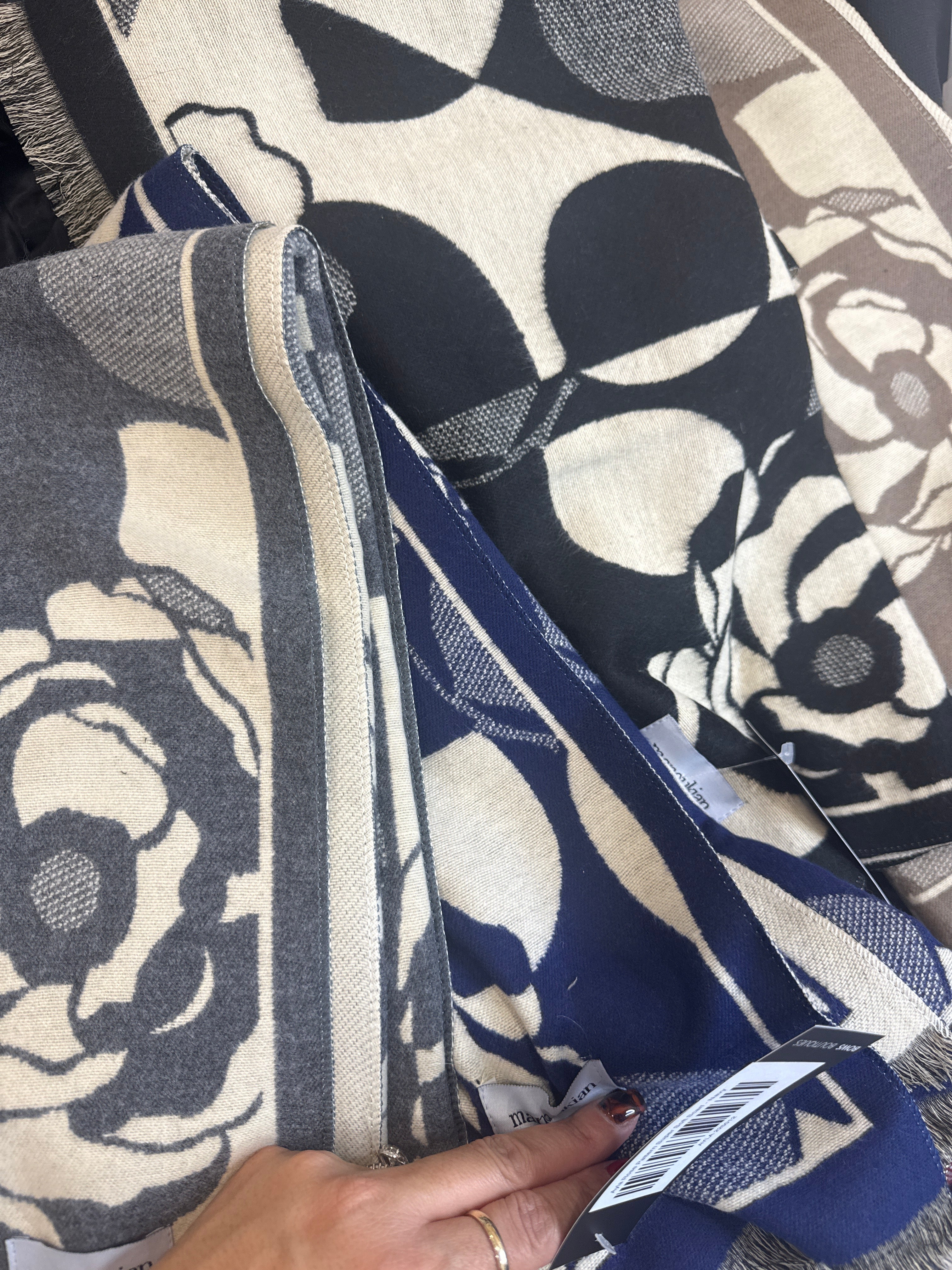 Ayla Rose Pattern Super Soft Scarf