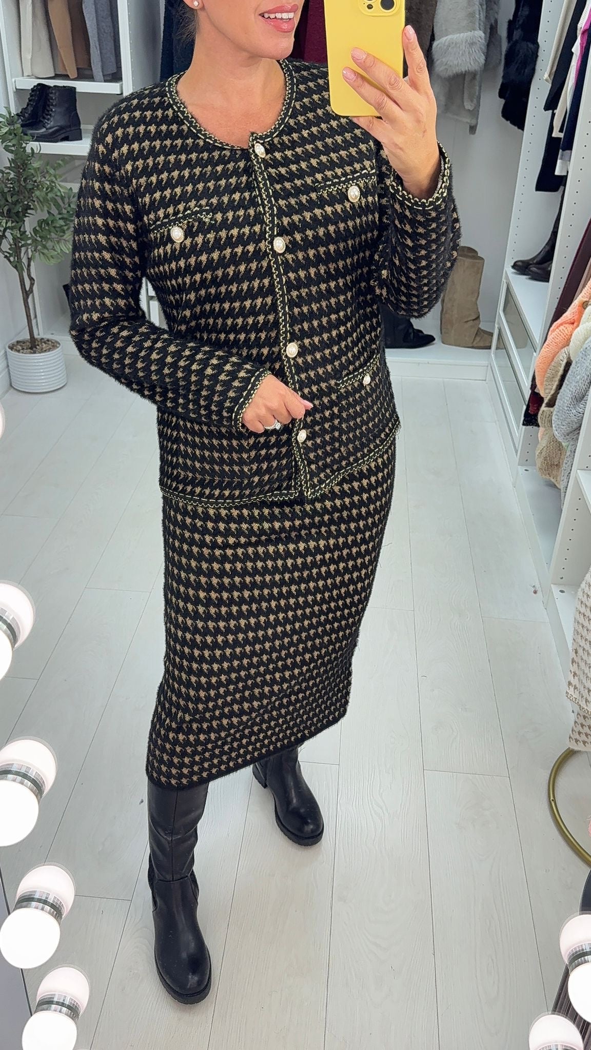 Tayana Super Soft Dogtooth Knitted Skirt Co-Ord Set