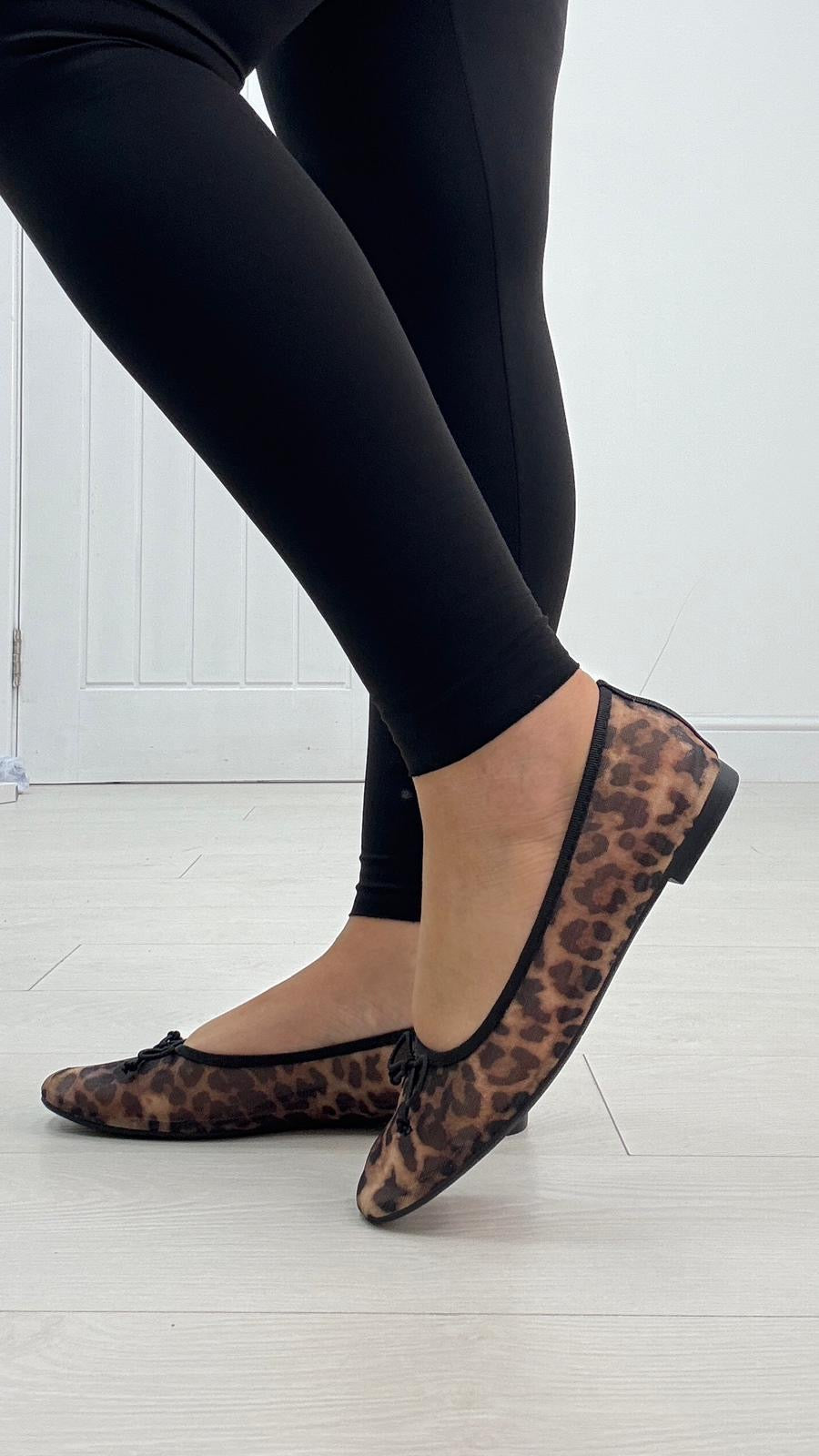 Susey Bow Detailed Mesh Ballet Flats