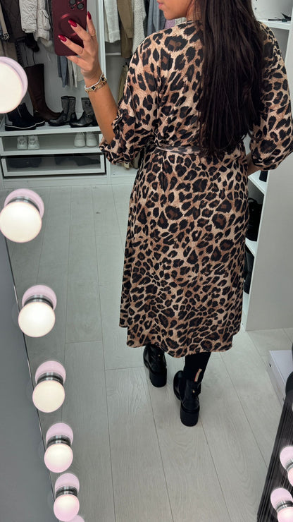 Colina Leopard Print Ribbed Midi Dress