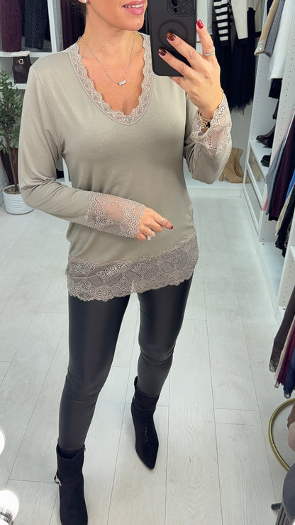 Hadleigh Long Sleeve Lace Trim V Neck Top