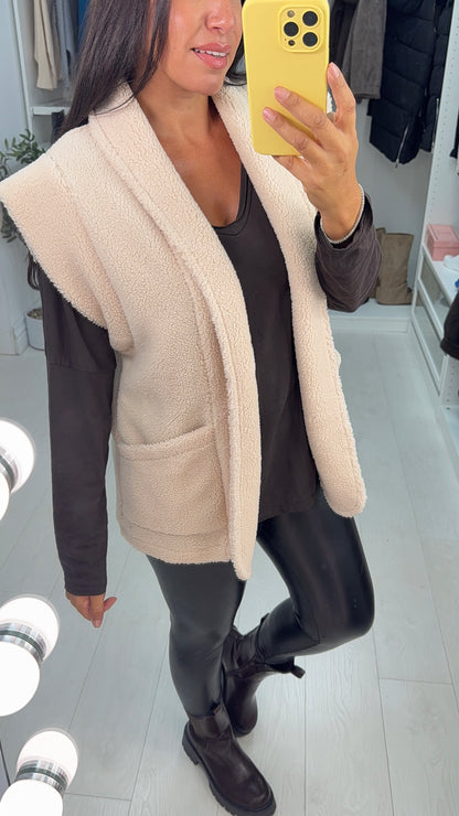 Wendie Open Front Teddy Gilet