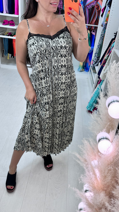 Azura Aztec Print Pleated Maxi Dress