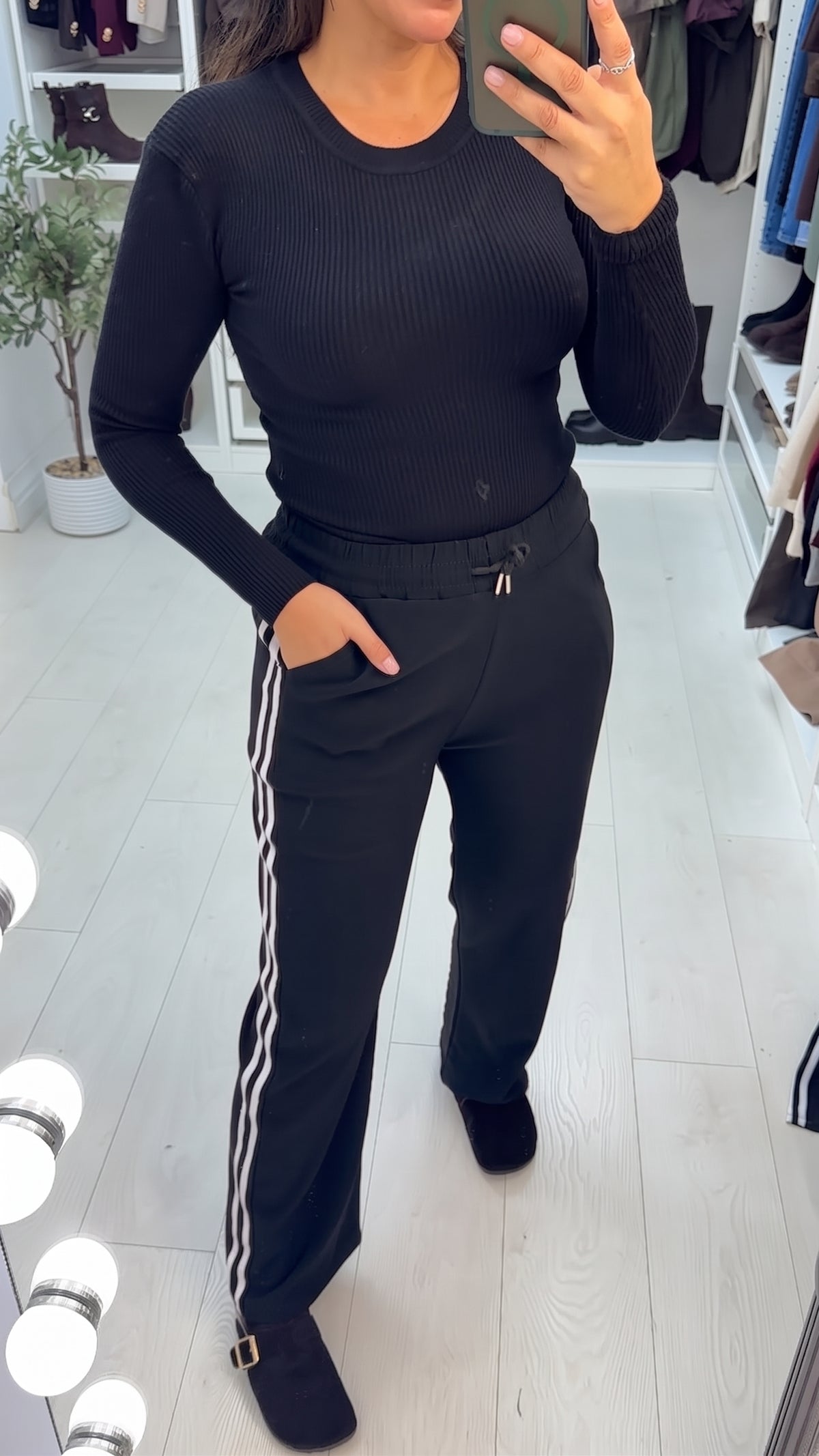 Belle Plain Side Striped Detailed Joggers