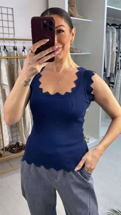 Lyndsey Zig Zag Trim Vest