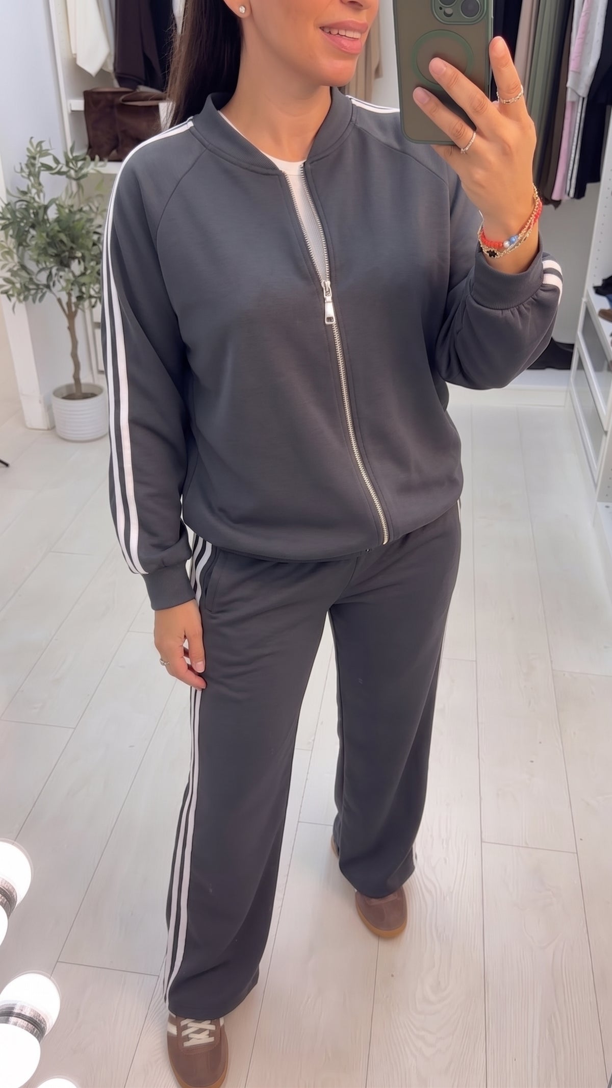 Peaches Side Stripe Detailed Zip Front Loungewear Set