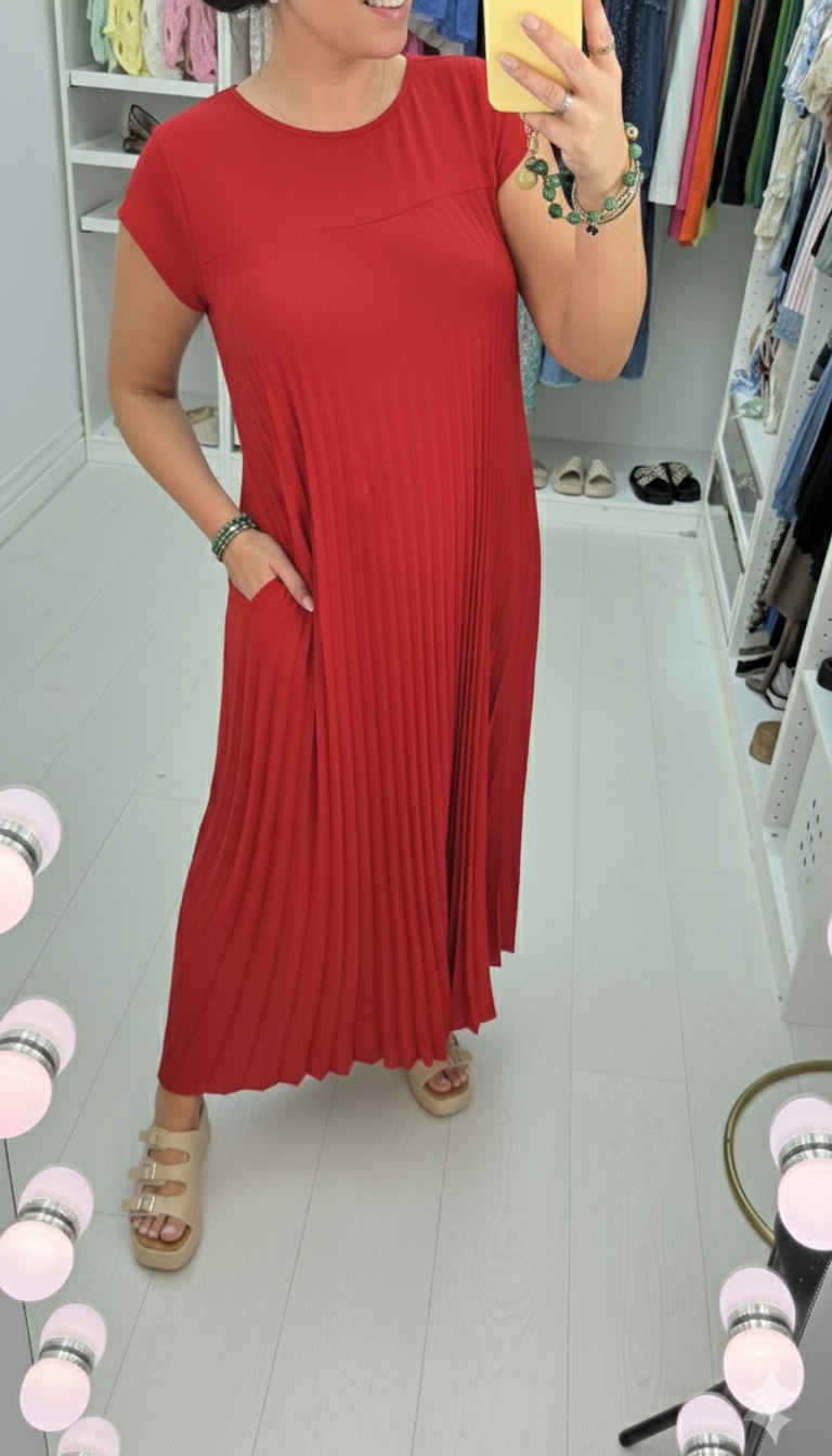 Jodi Plain Pleated Maxi Dress