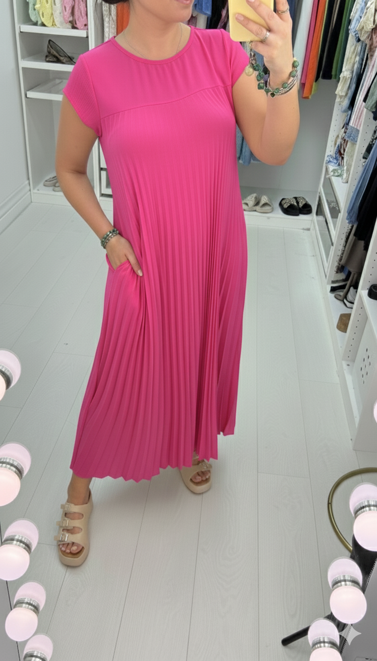 Jodi Plain Pleated Maxi Dress