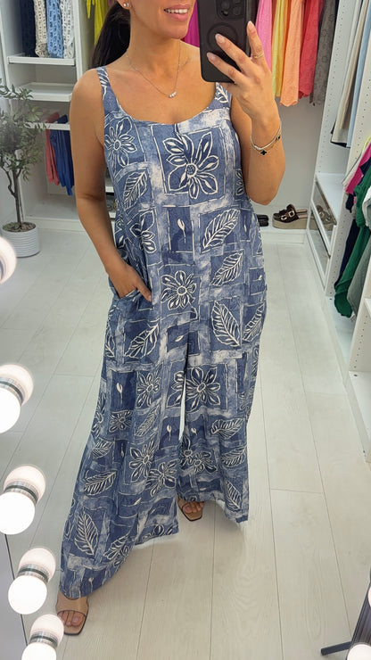 Pippia Printed Denim Look Loose Fit Jumpsuit