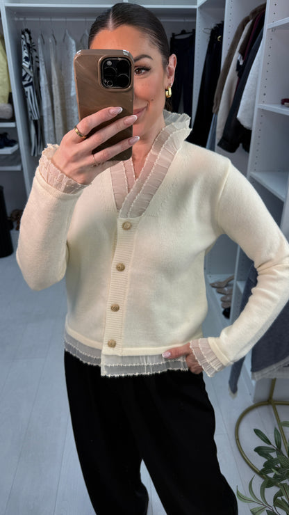 Santina Detailed Hem Button Closure Cardigan