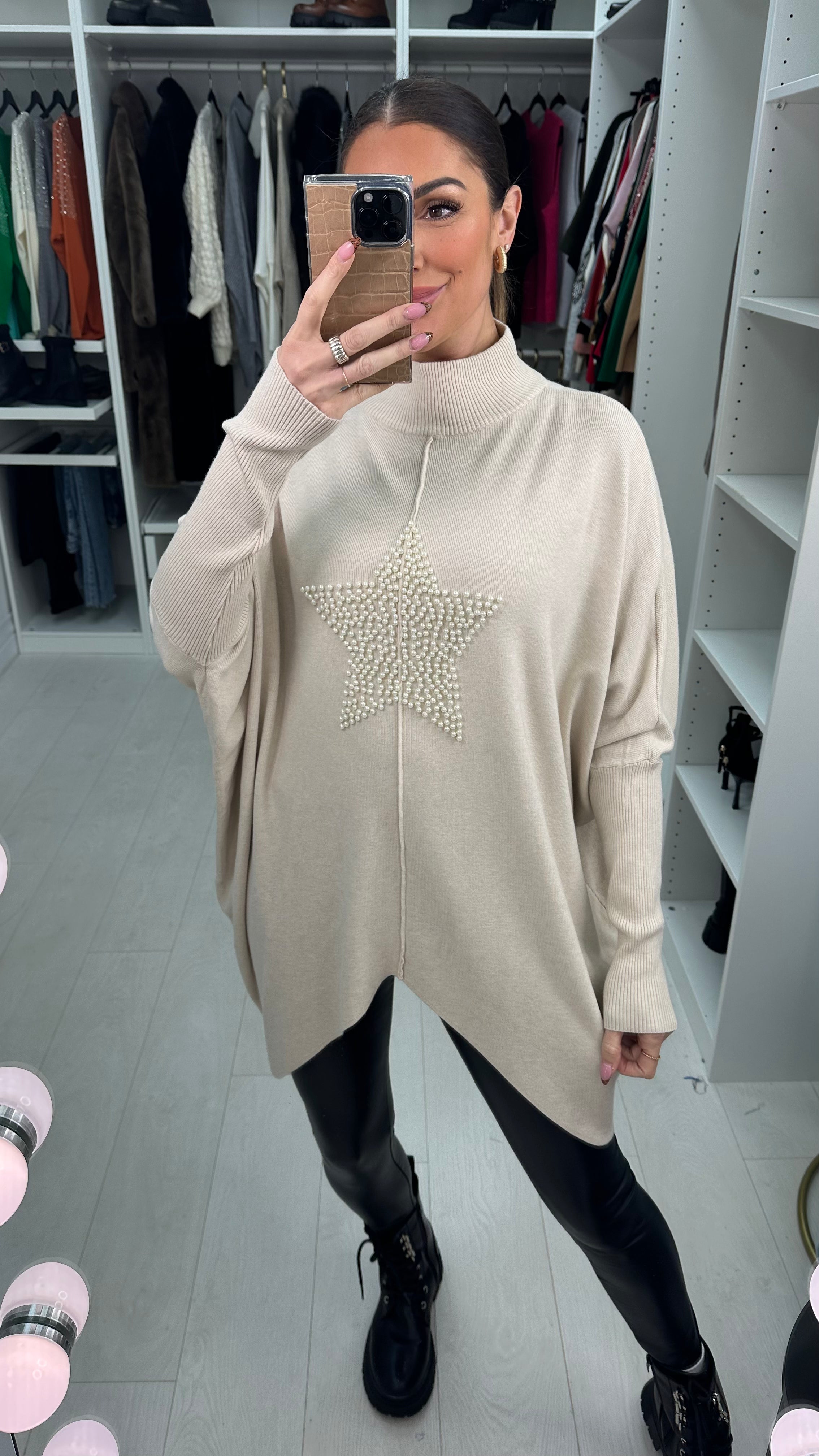 Sara Pearl Star Oversized Jumper