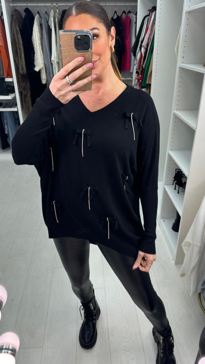 Jama Bow Diamond Chain V Neck Jumper