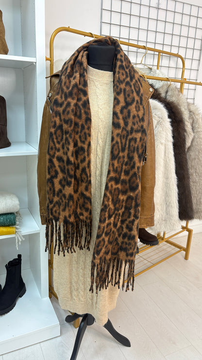 Dania Leopard Pattern Super Soft Scarf