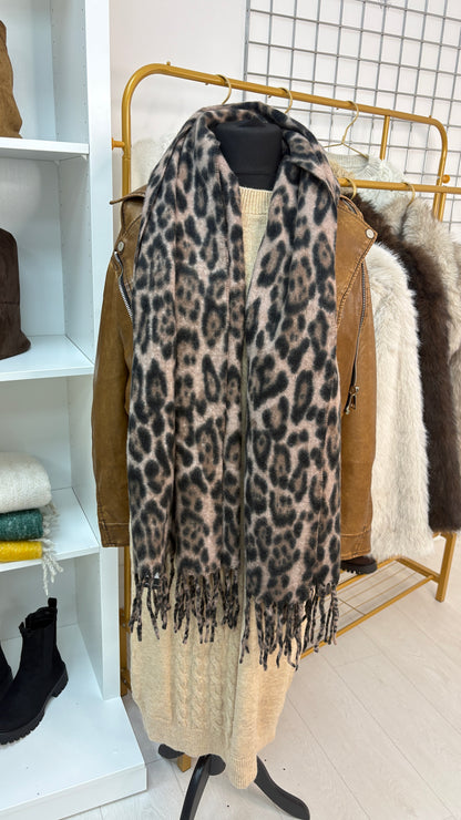 Dania Leopard Pattern Super Soft Scarf
