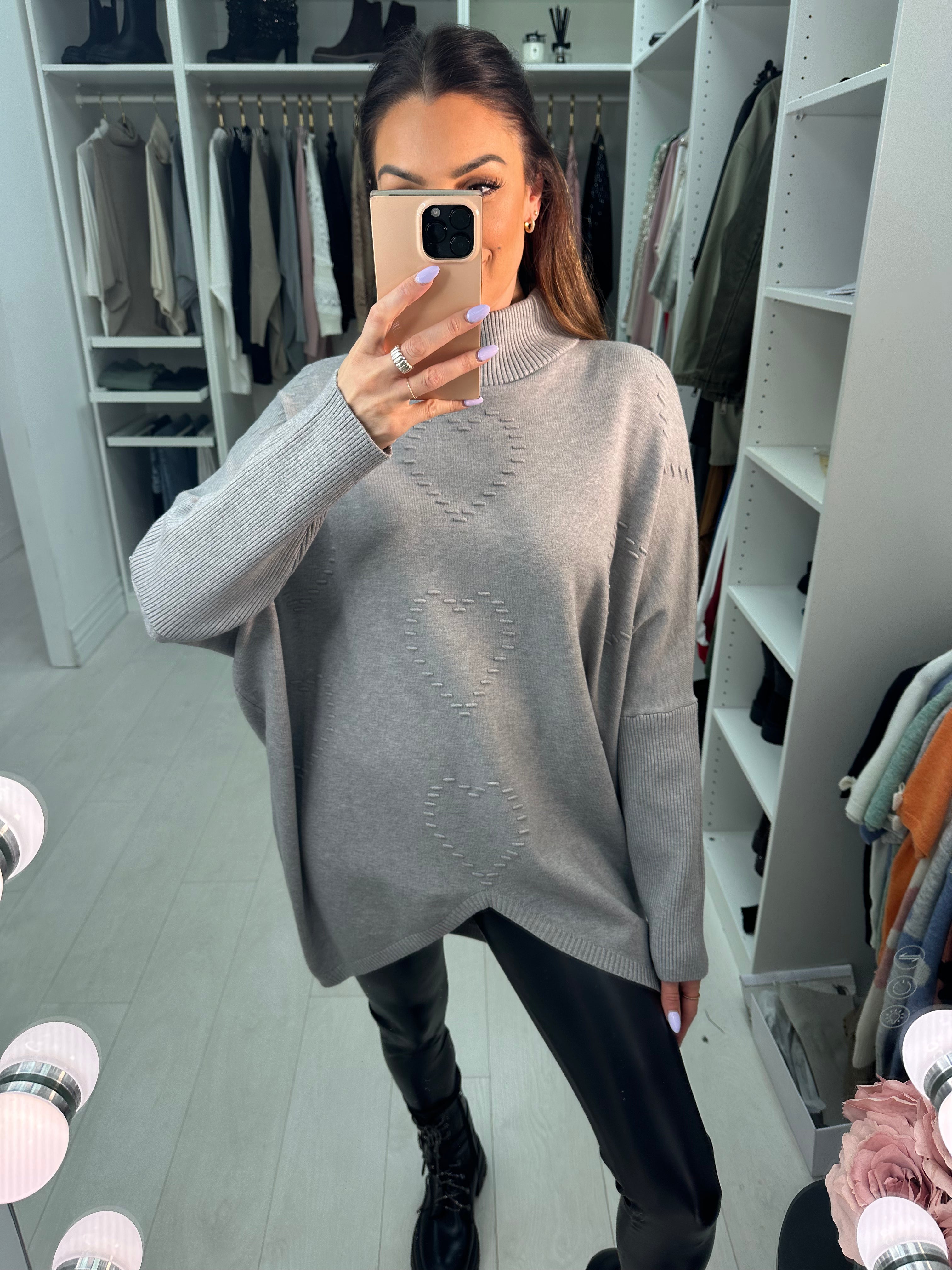 Sian Stitch Heart Jumper