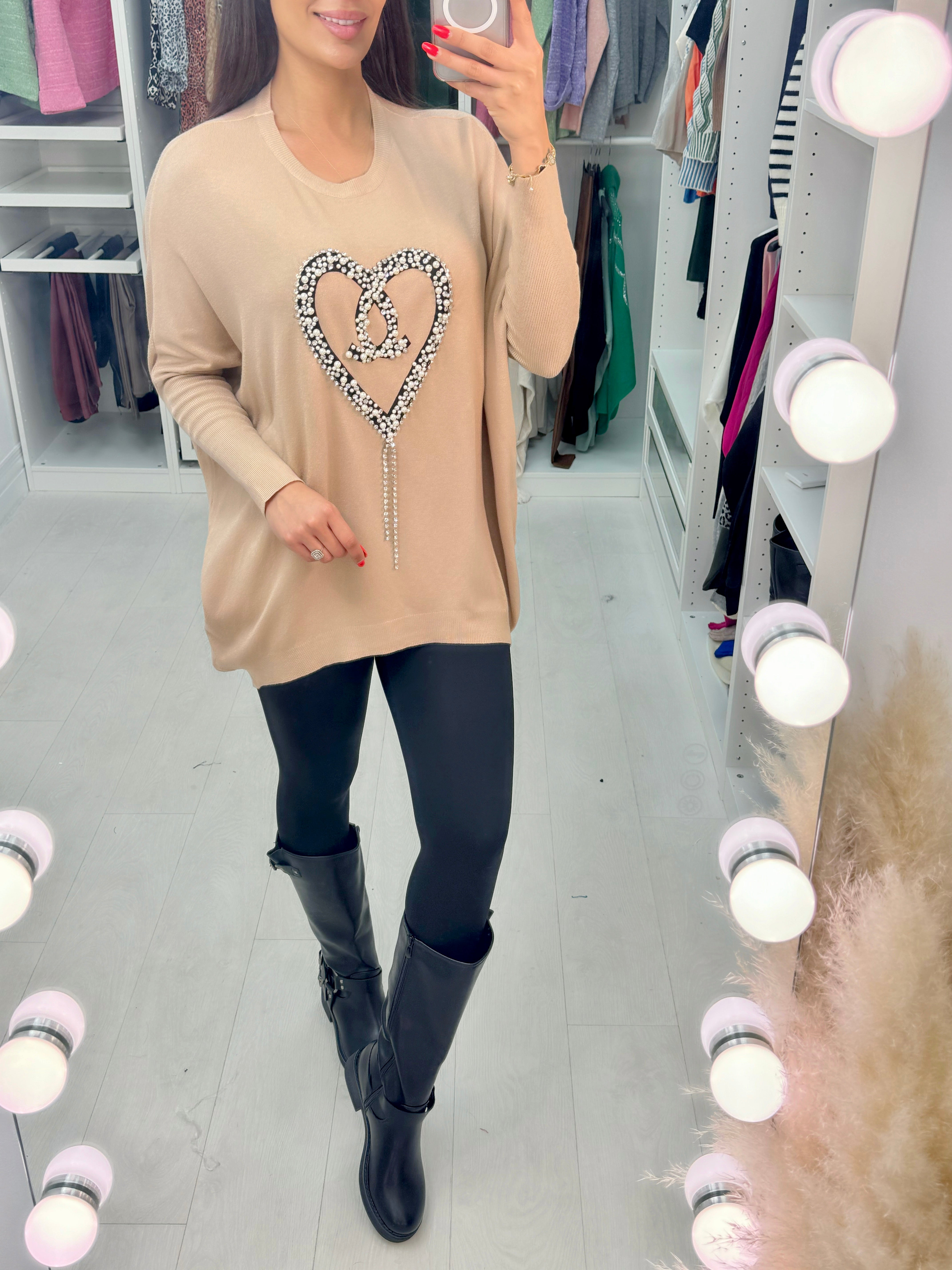 Jona Diamante & Pearl Heart Detailed Knitted Jumper