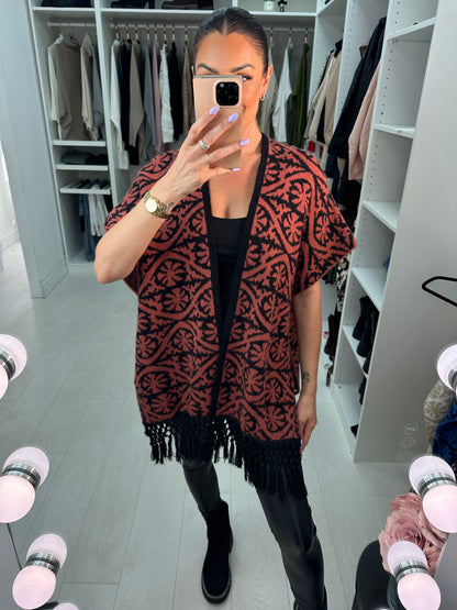 Alan Knitted Tassel Poncho